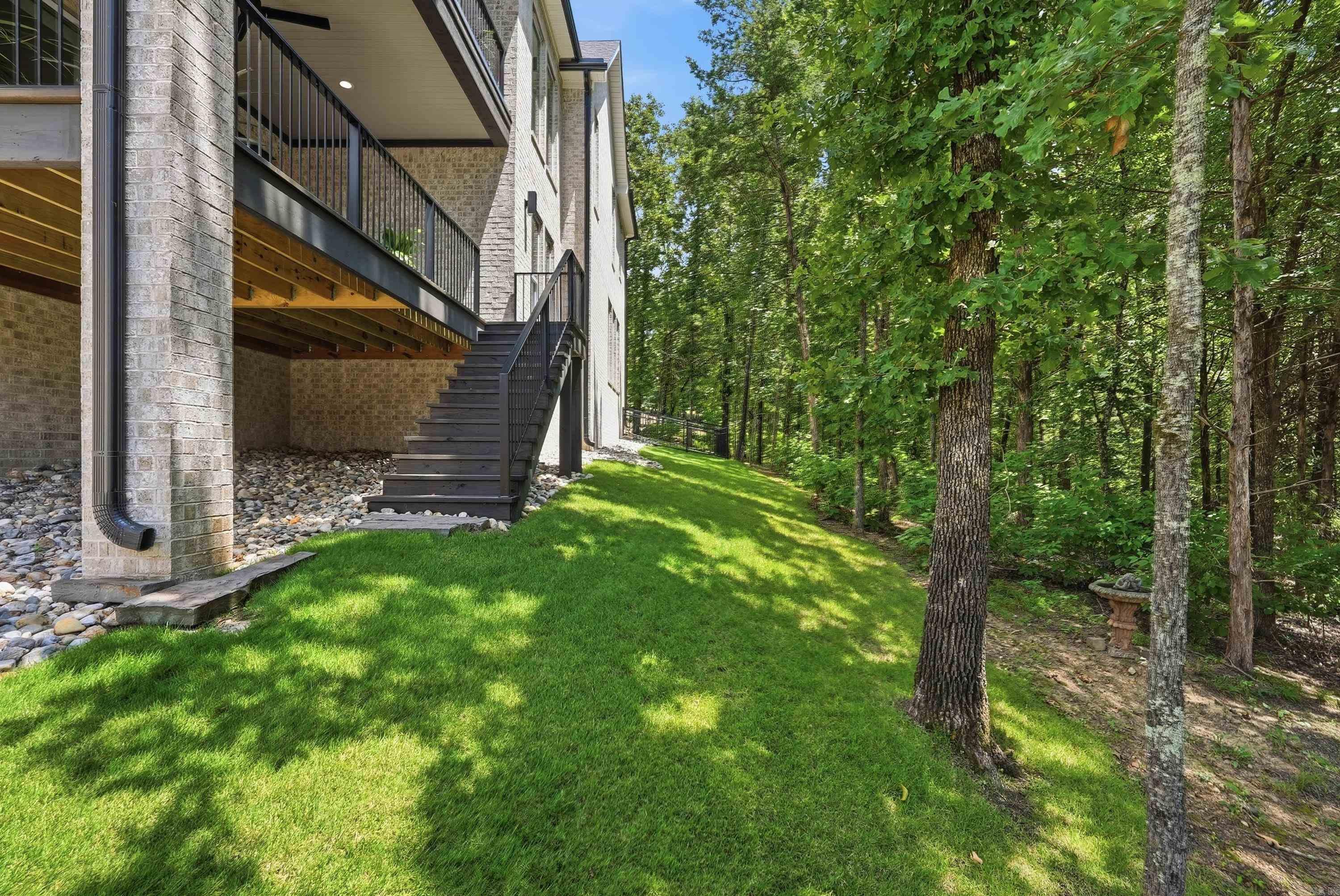 5935 Brush Creek Loop