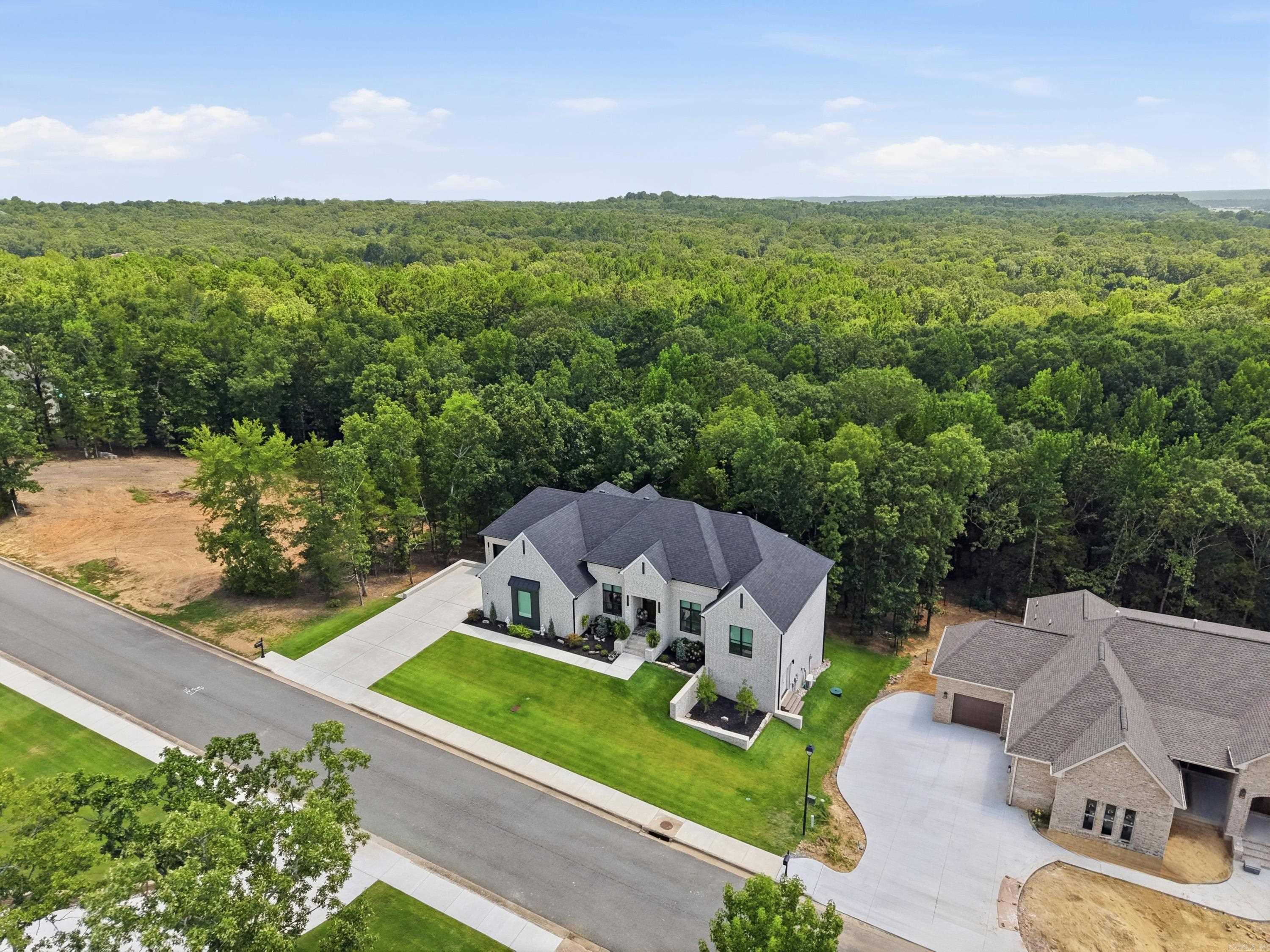 5935 Brush Creek Loop