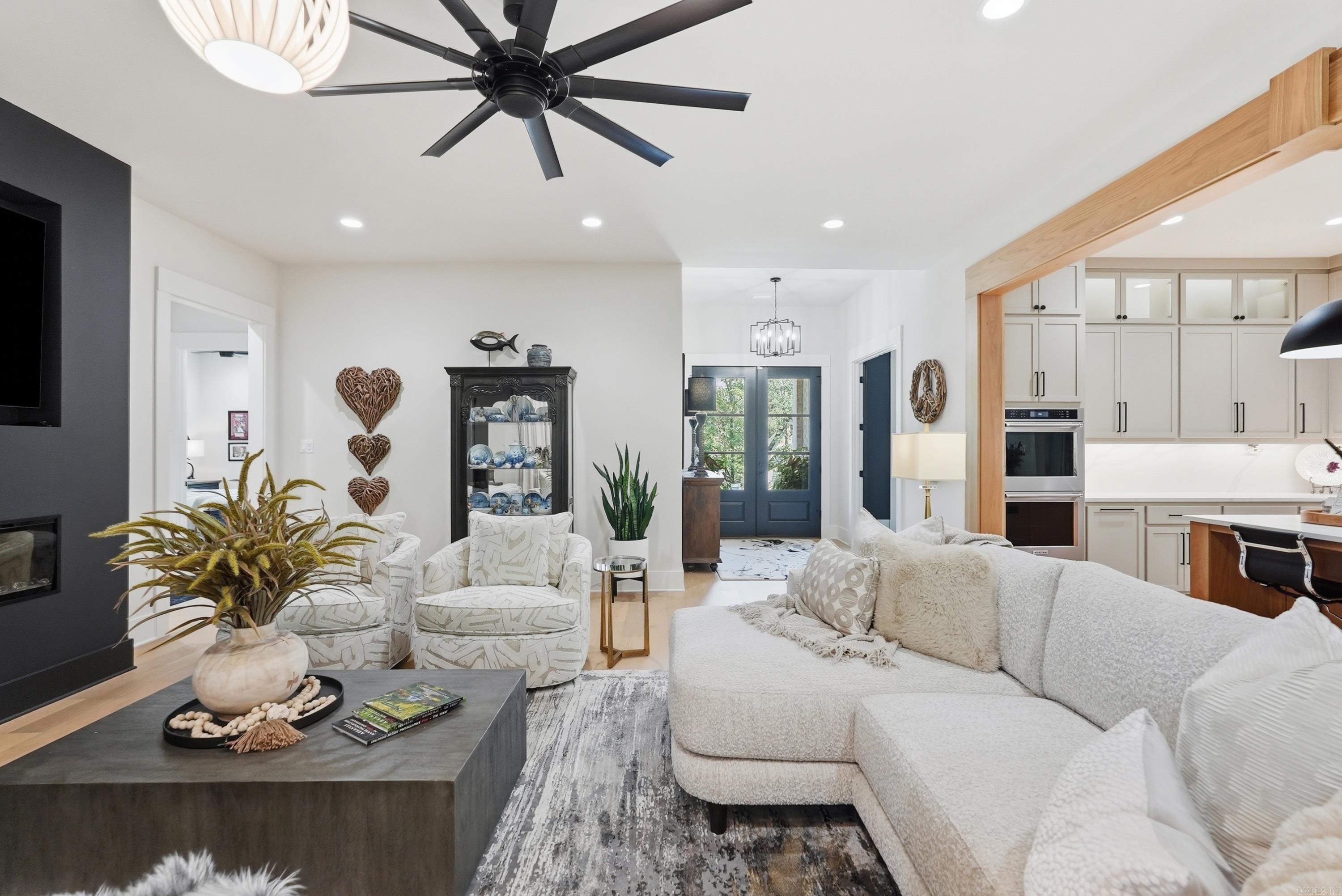 5935 Brush Creek Loop