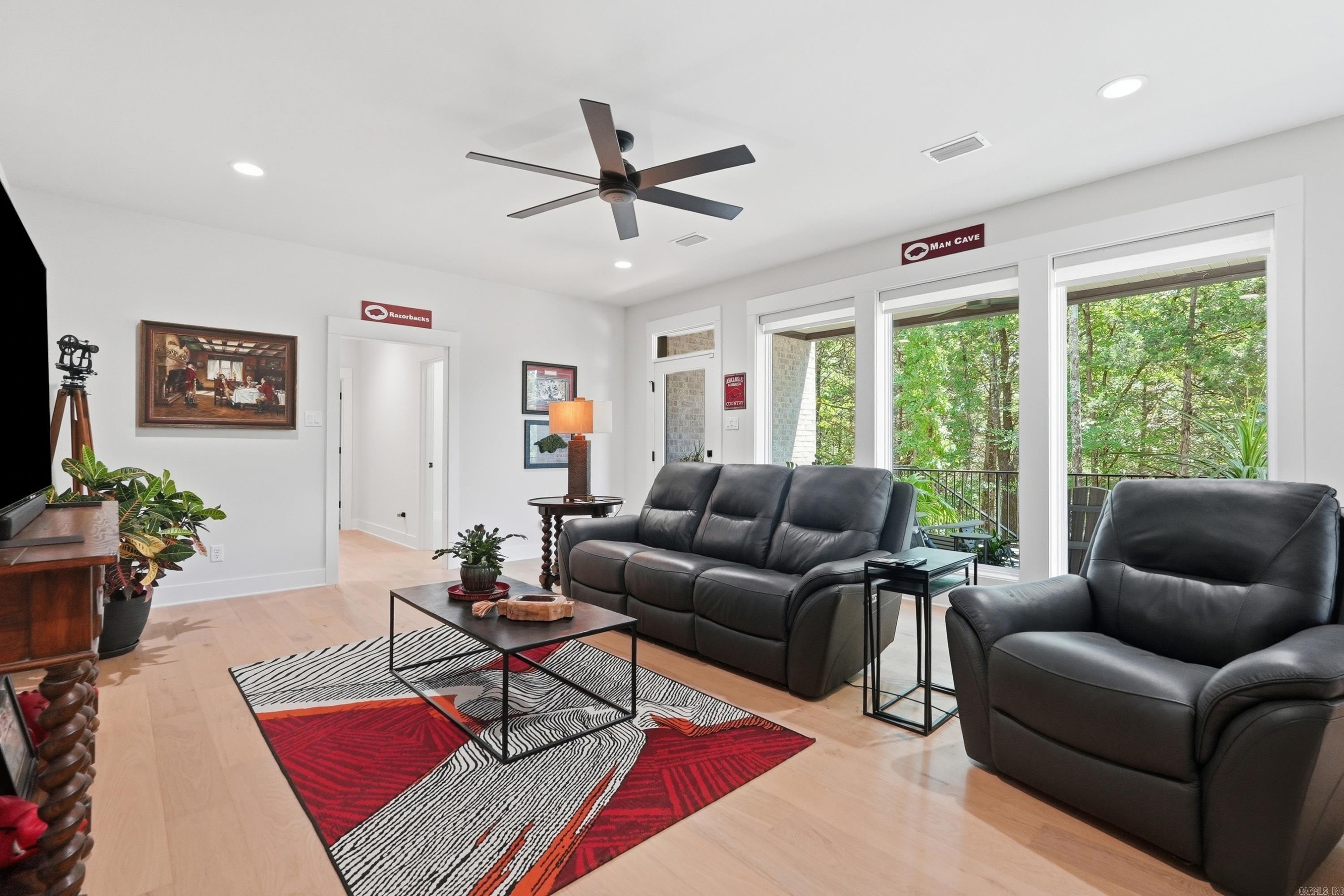 5935 Brush Creek Loop