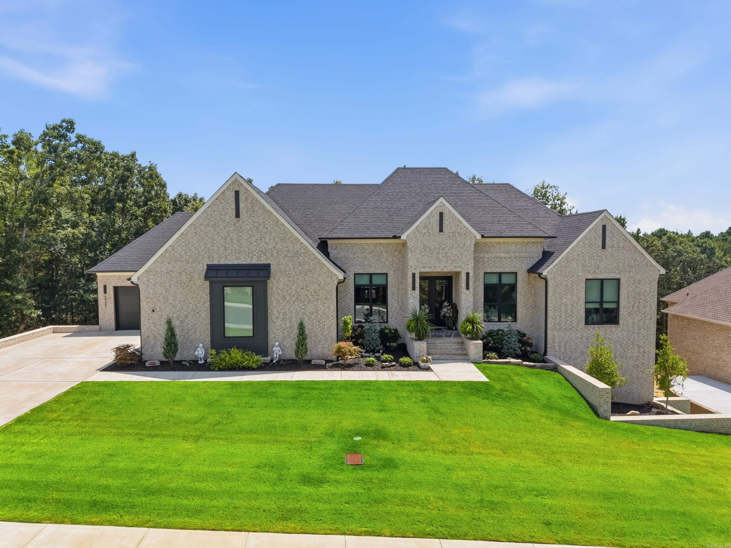 5935 Brush Creek Loop
