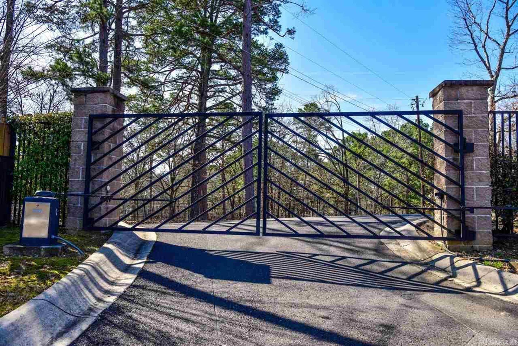 110 Eagle View Court