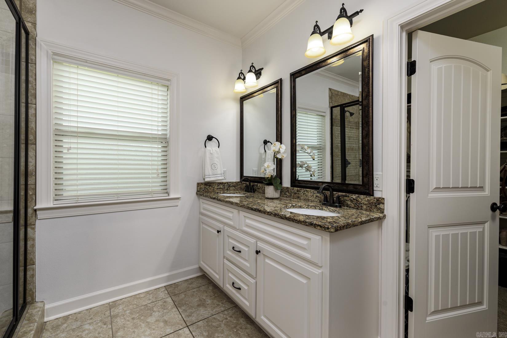 1308 Oak Glenn Place