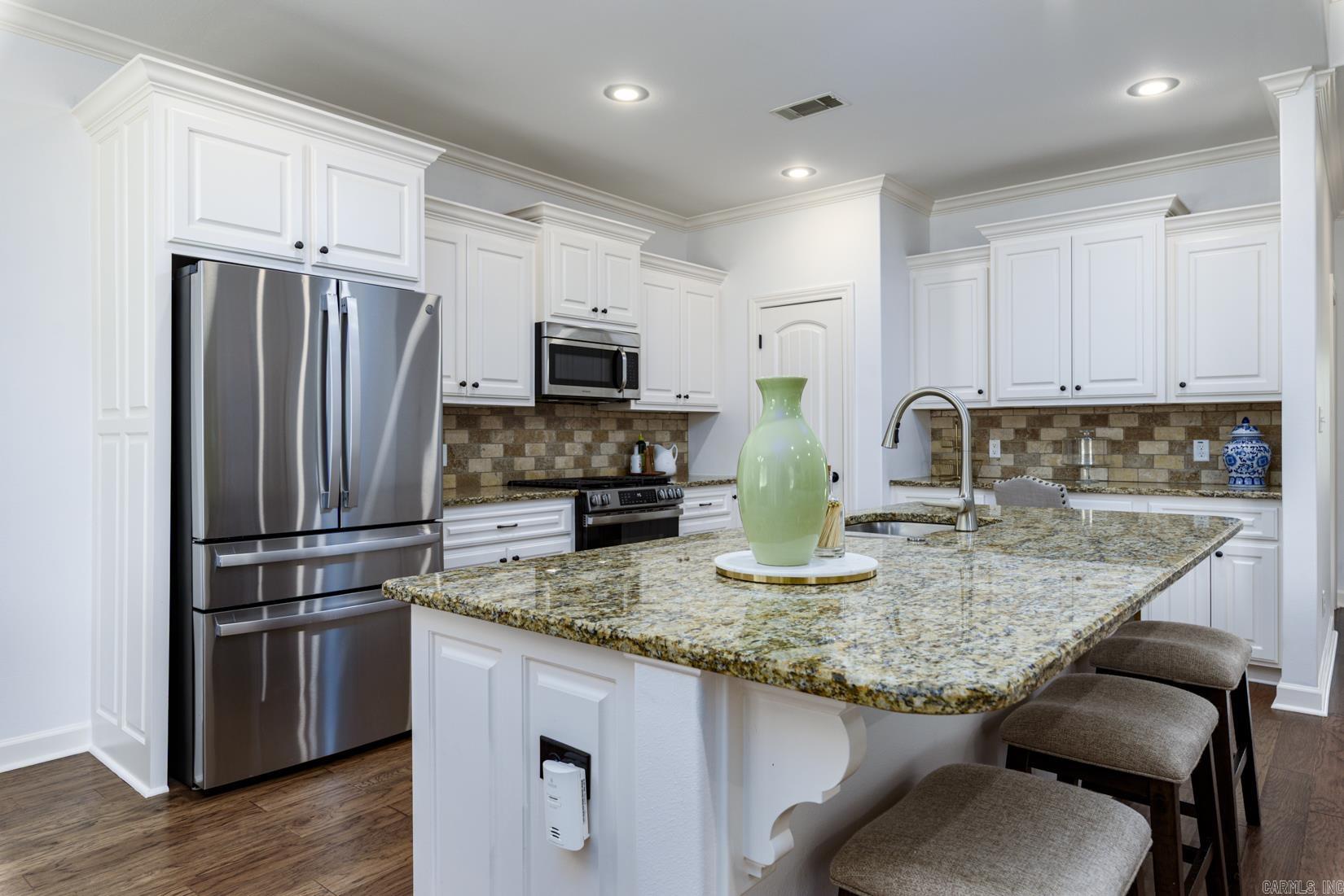 1308 Oak Glenn Place