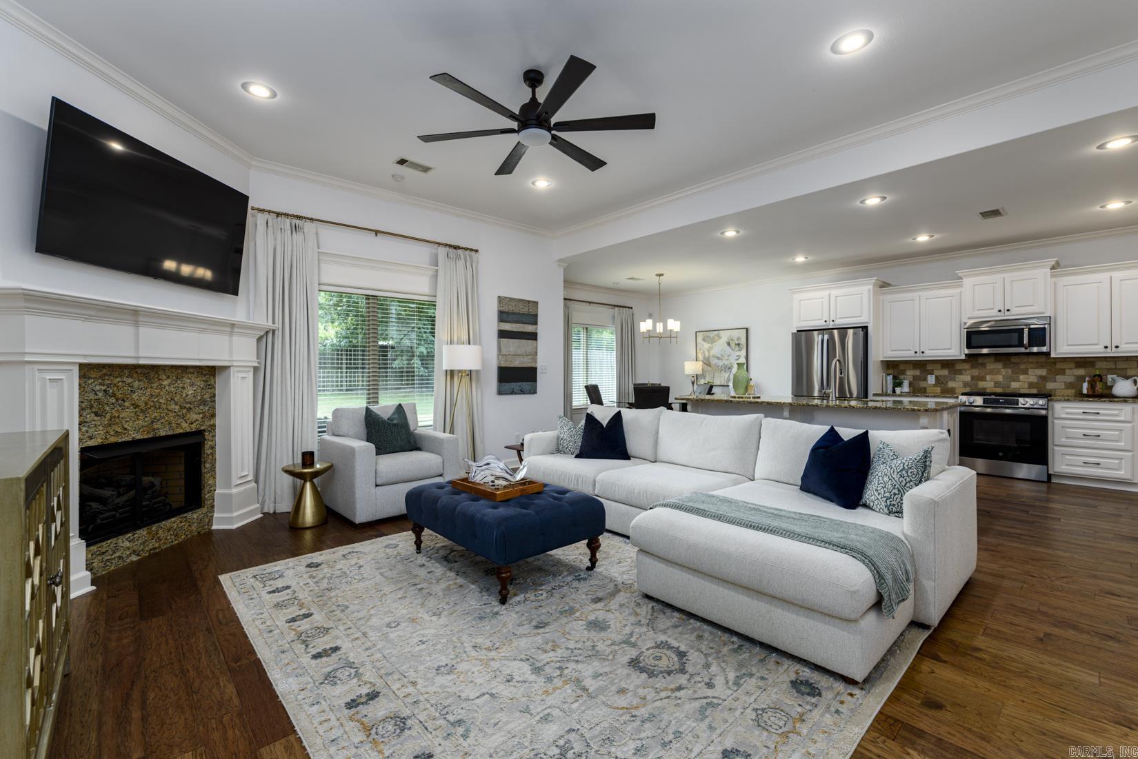 1308 Oak Glenn Place