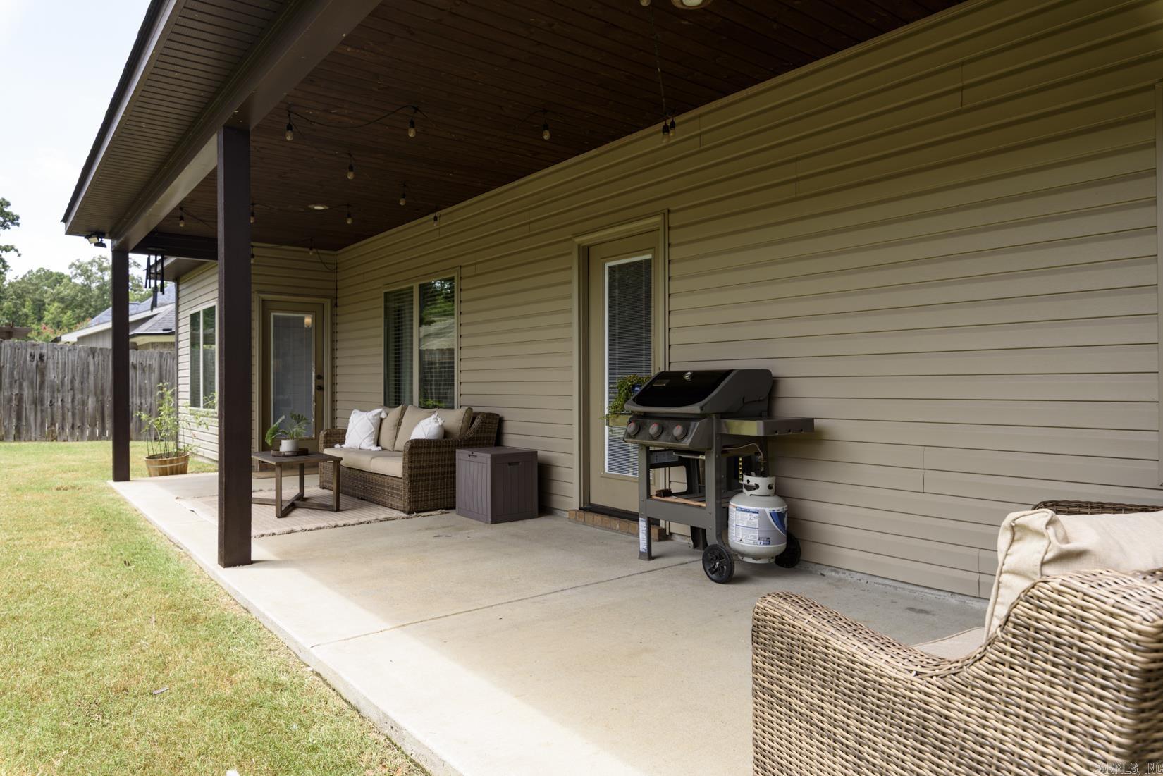 1308 Oak Glenn Place