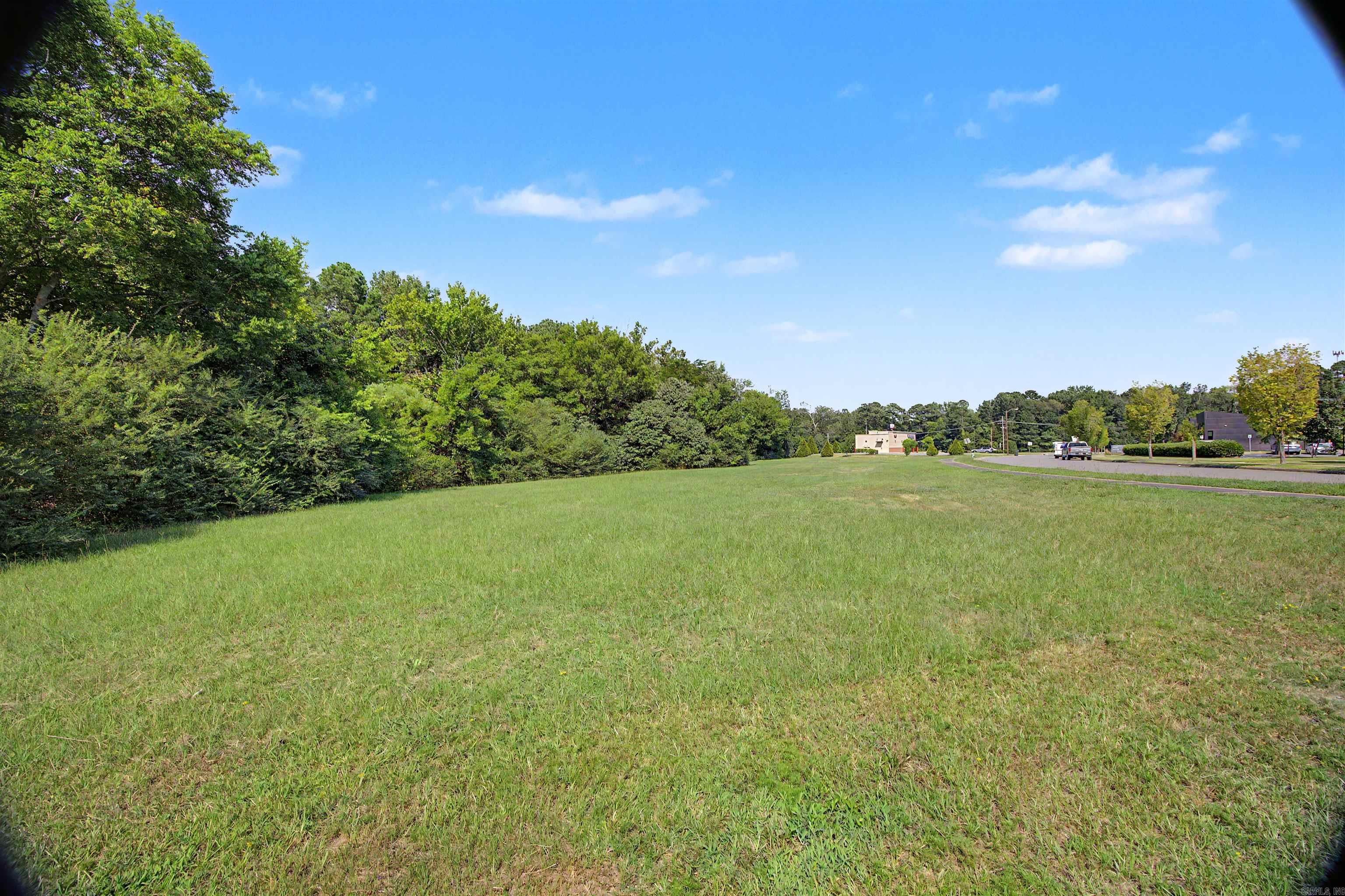 14 Otter Creek Ct
