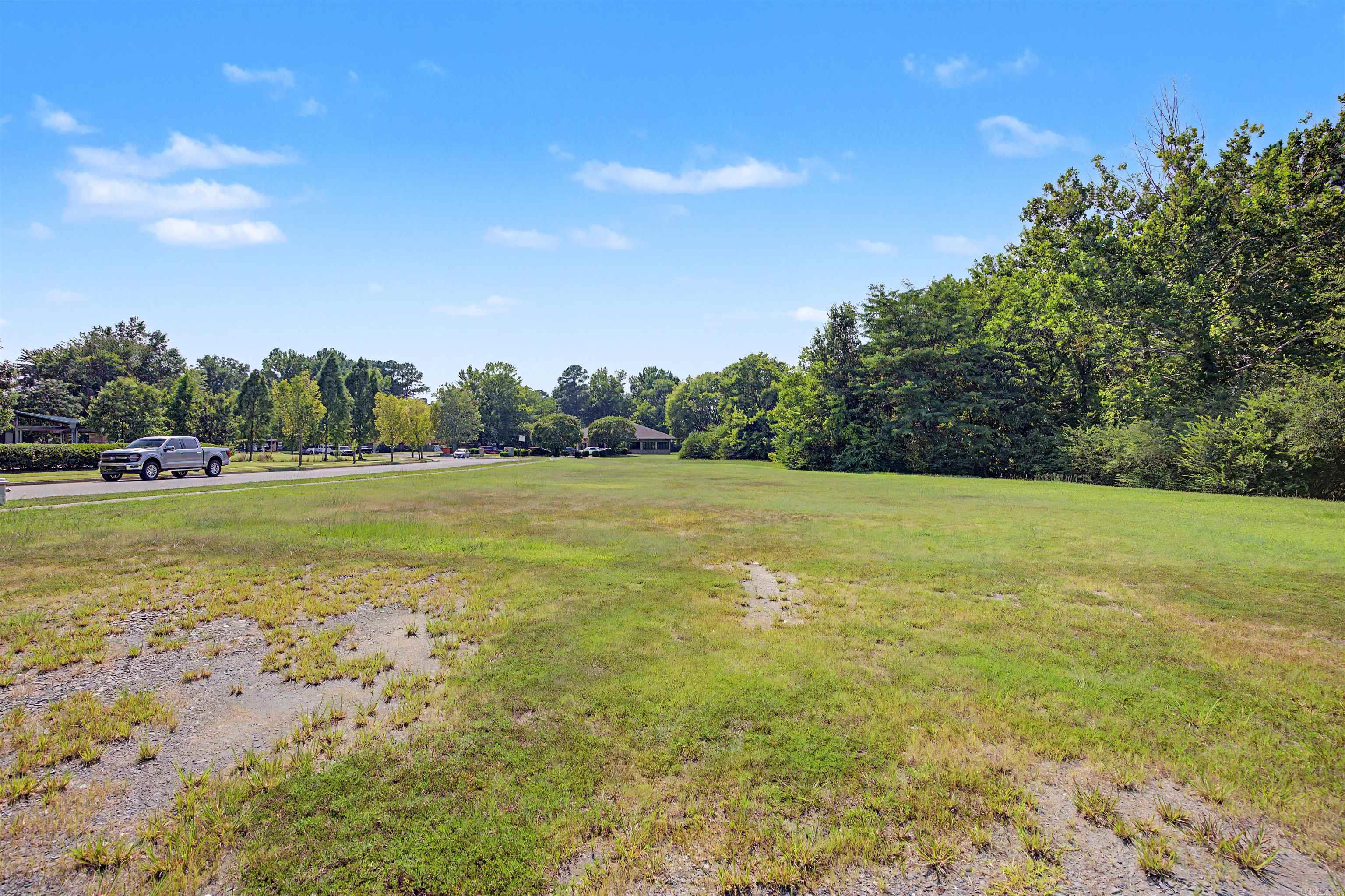 14 Otter Creek Ct