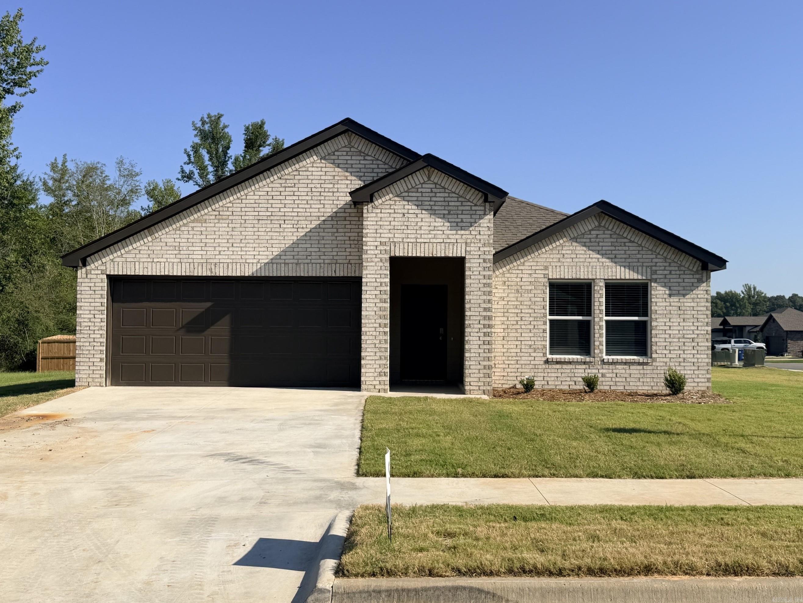 53 Wolfsbridge Loop