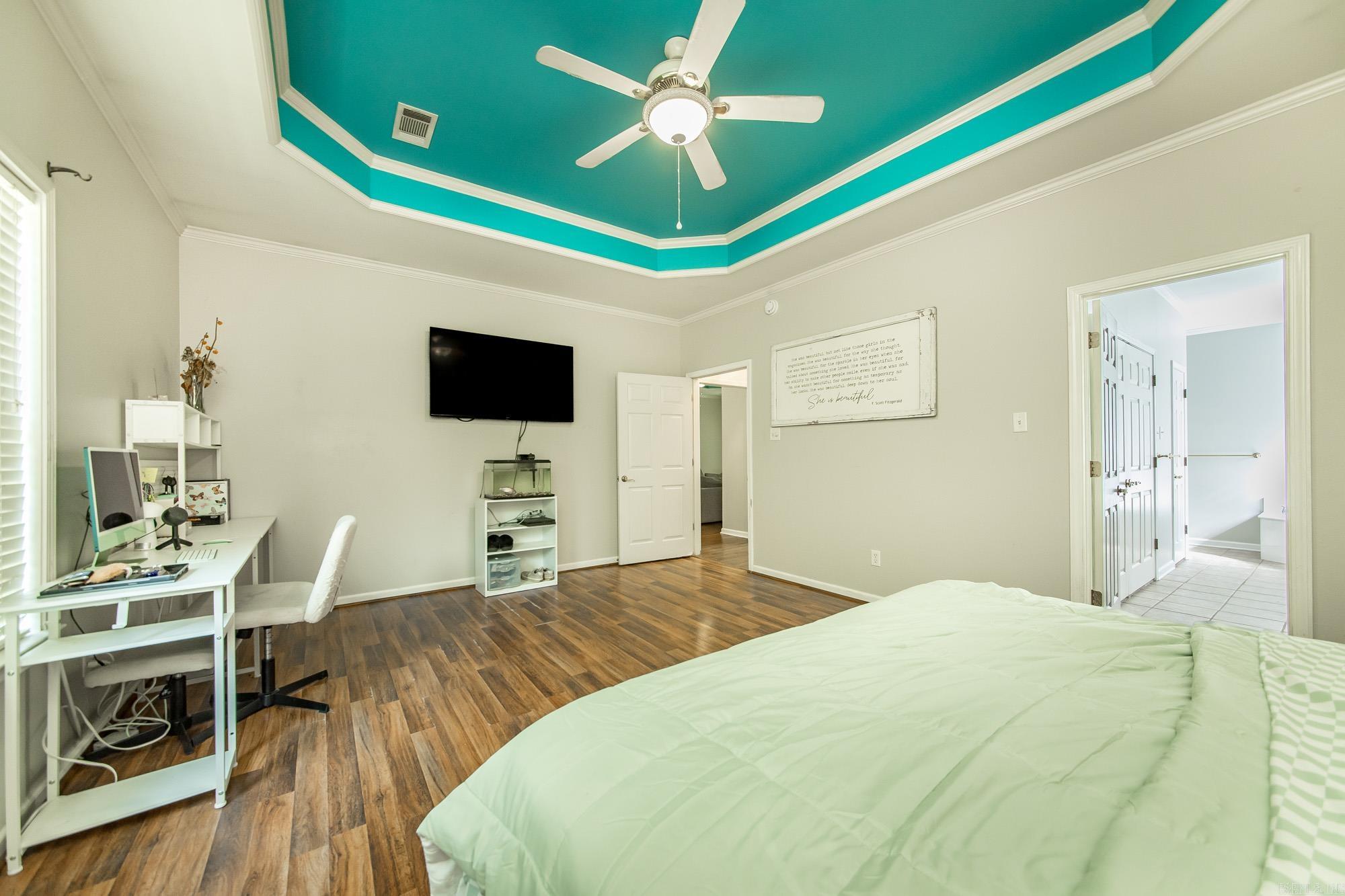 91 Rolling Oaks Drive
