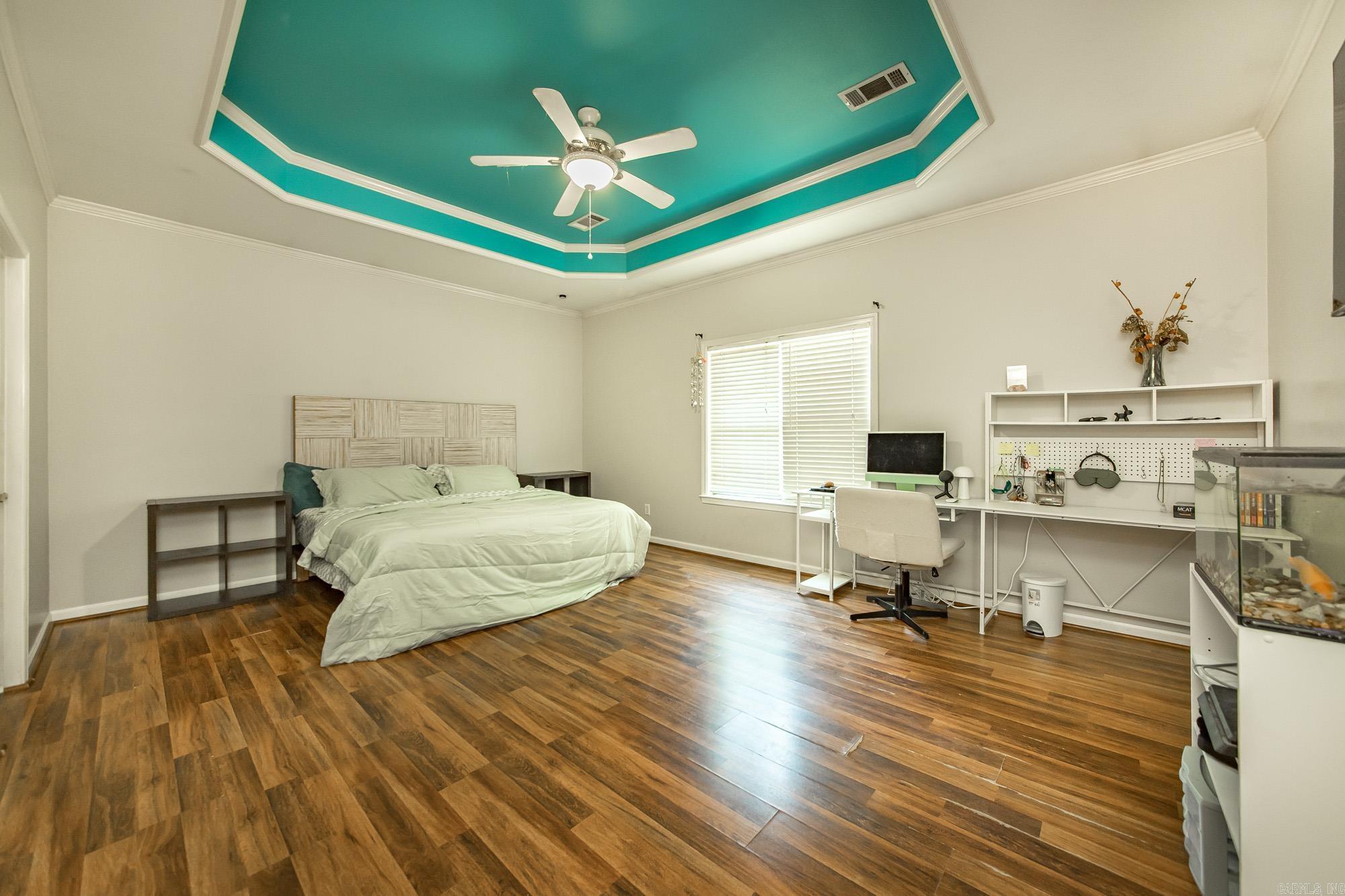 91 Rolling Oaks Drive
