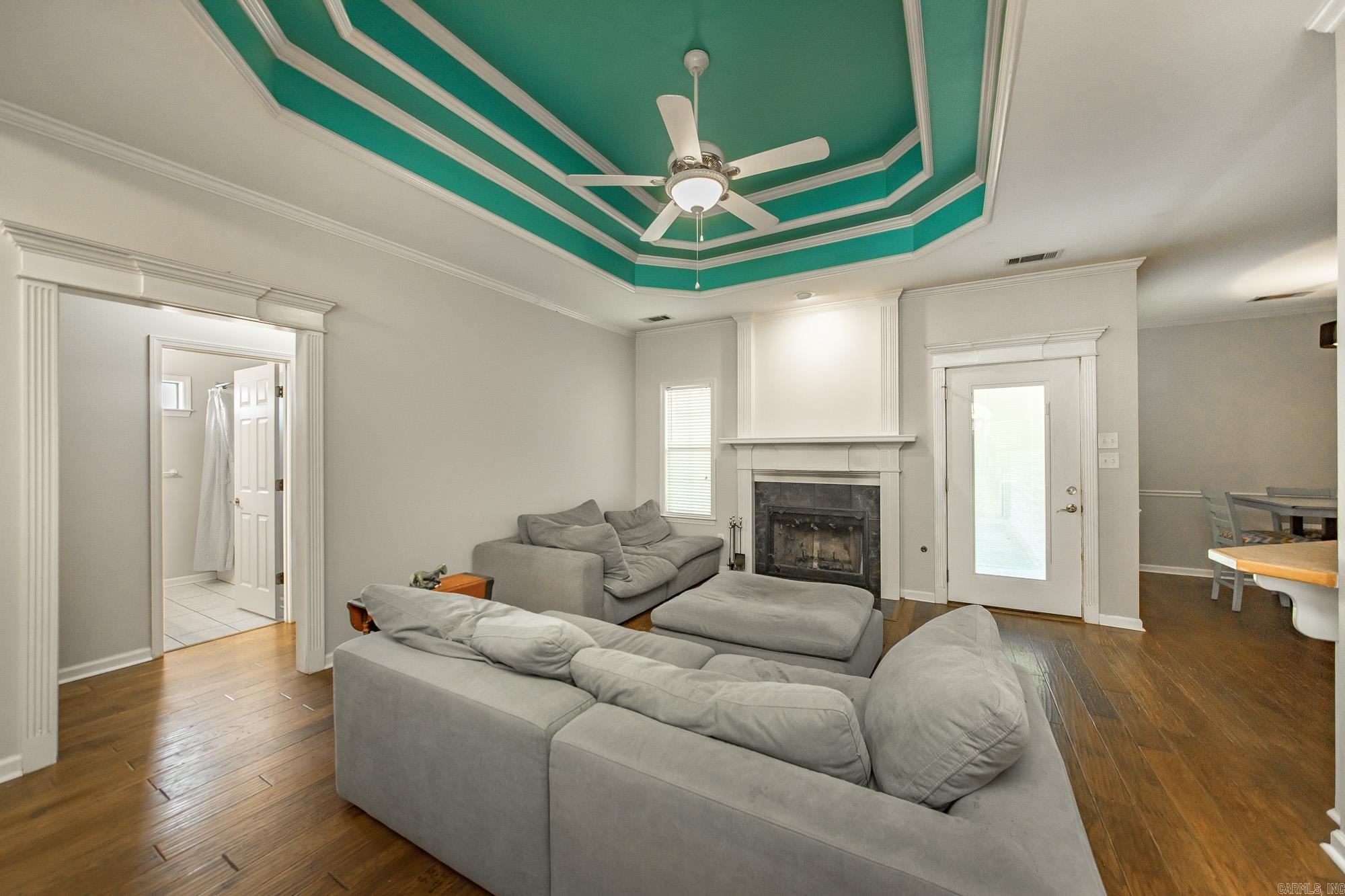 91 Rolling Oaks Drive
