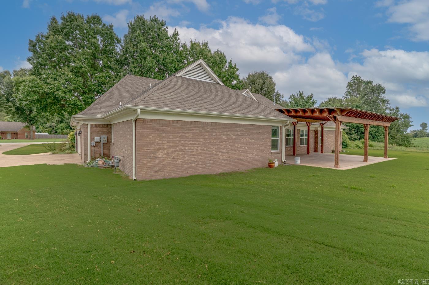 329 Windover Ln