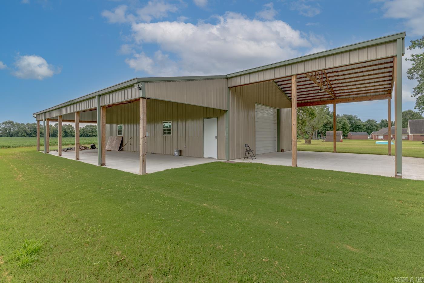 329 Windover Ln