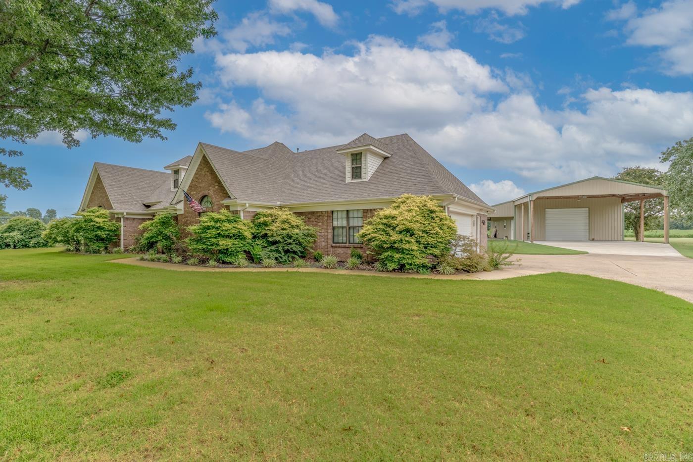329 Windover Ln
