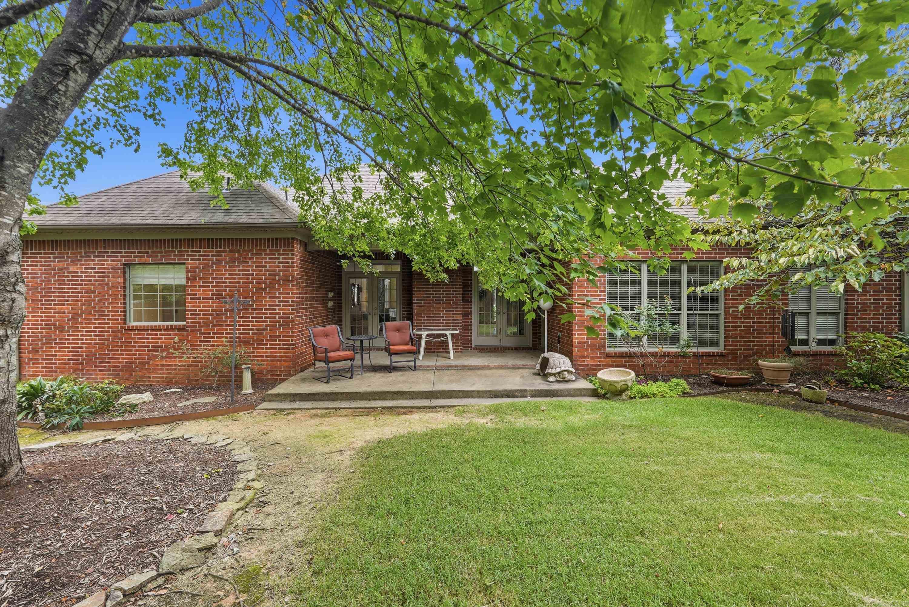 1405 Montana Drive