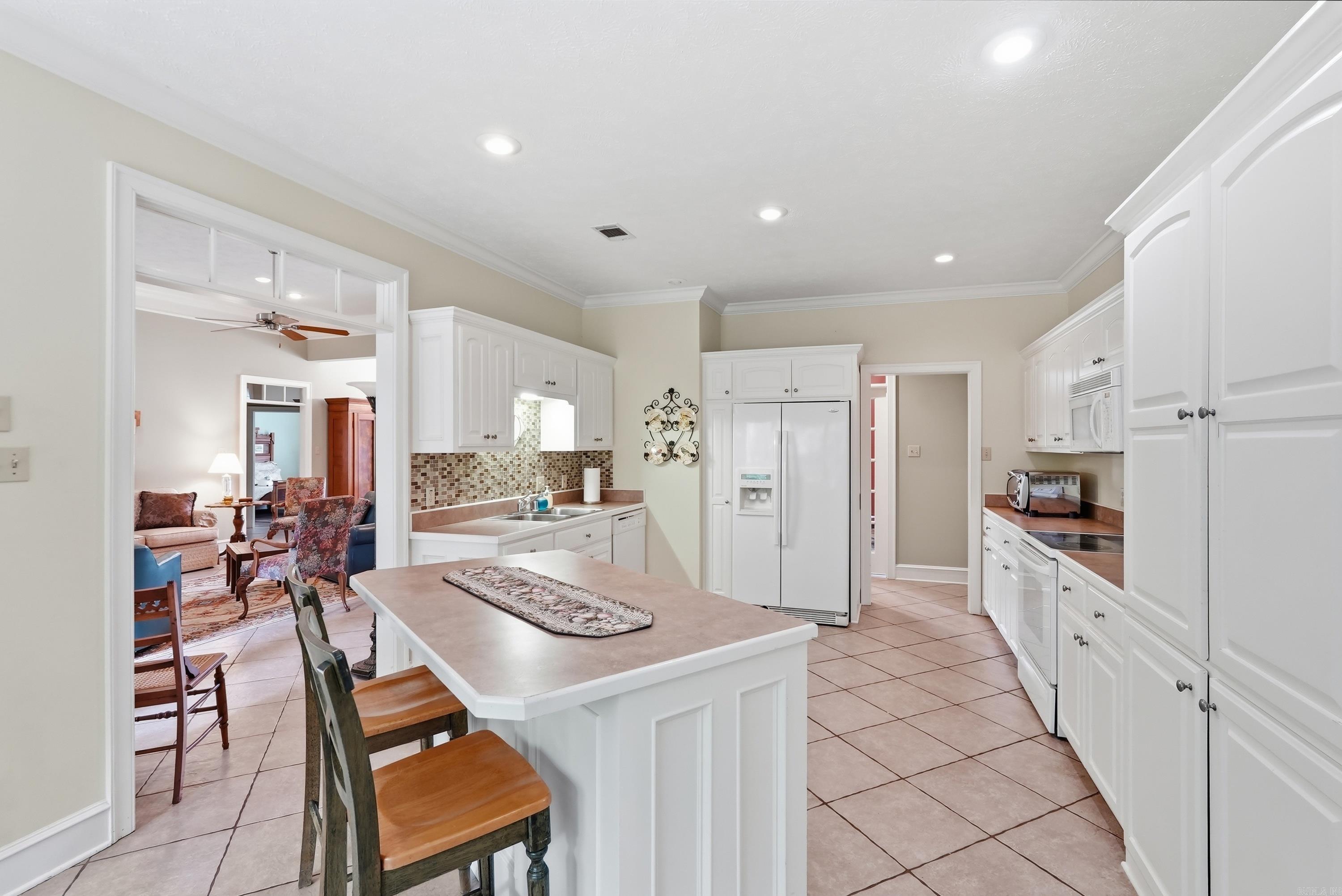 1405 Montana Drive
