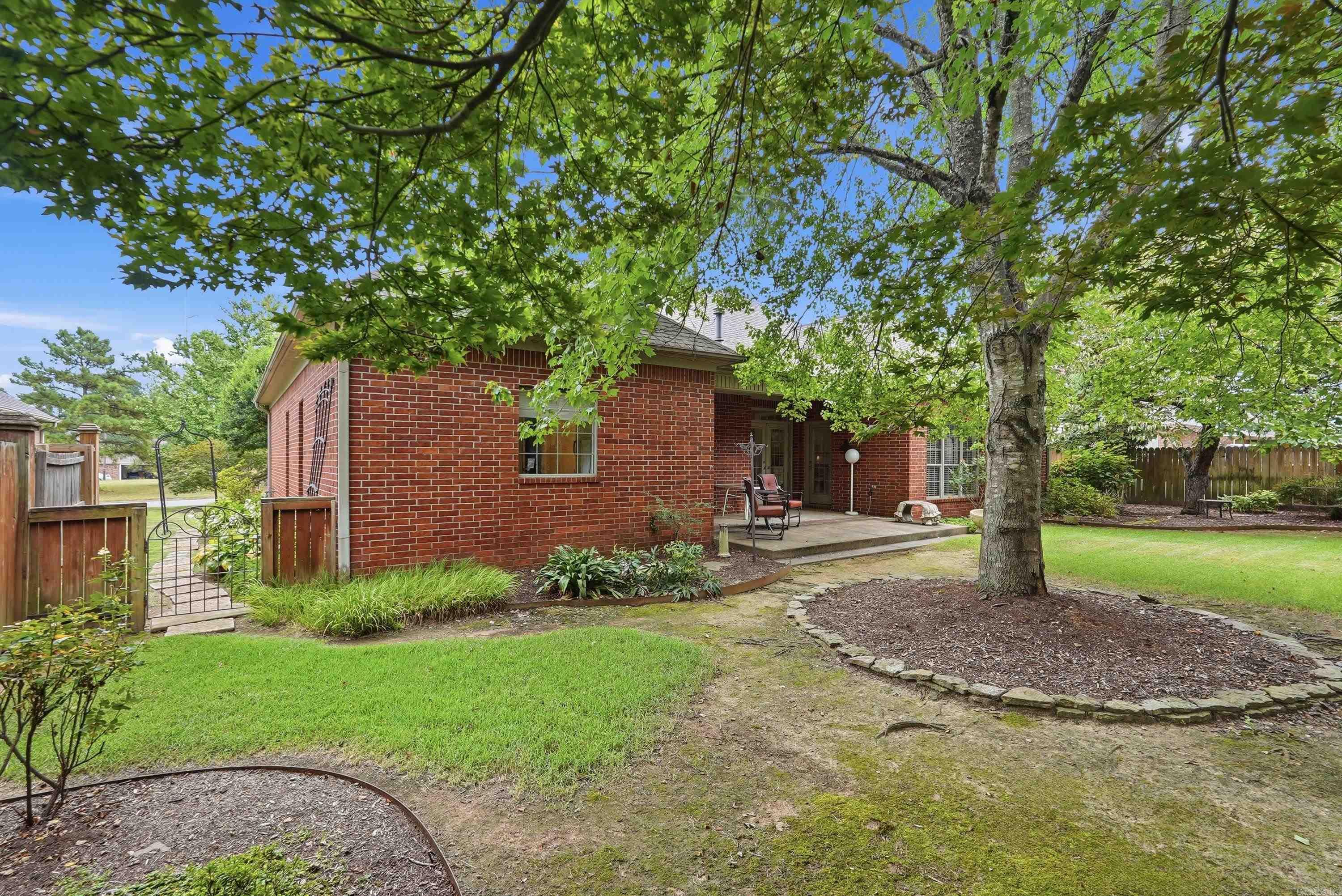 1405 Montana Drive