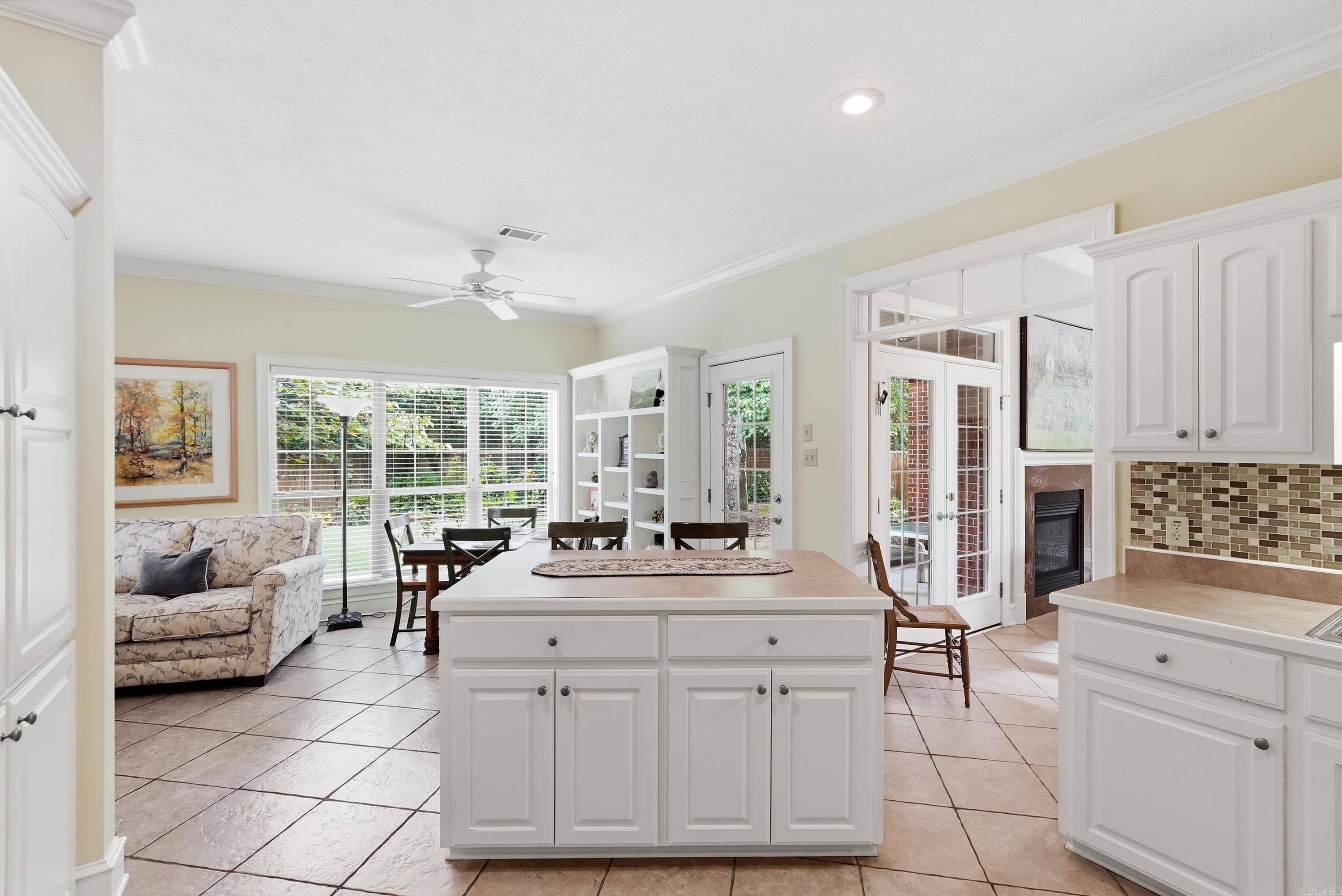 1405 Montana Drive