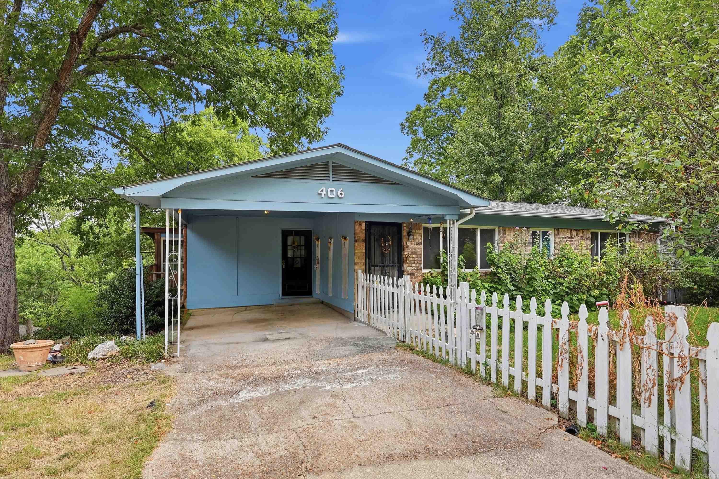 406 Cottonwood Street