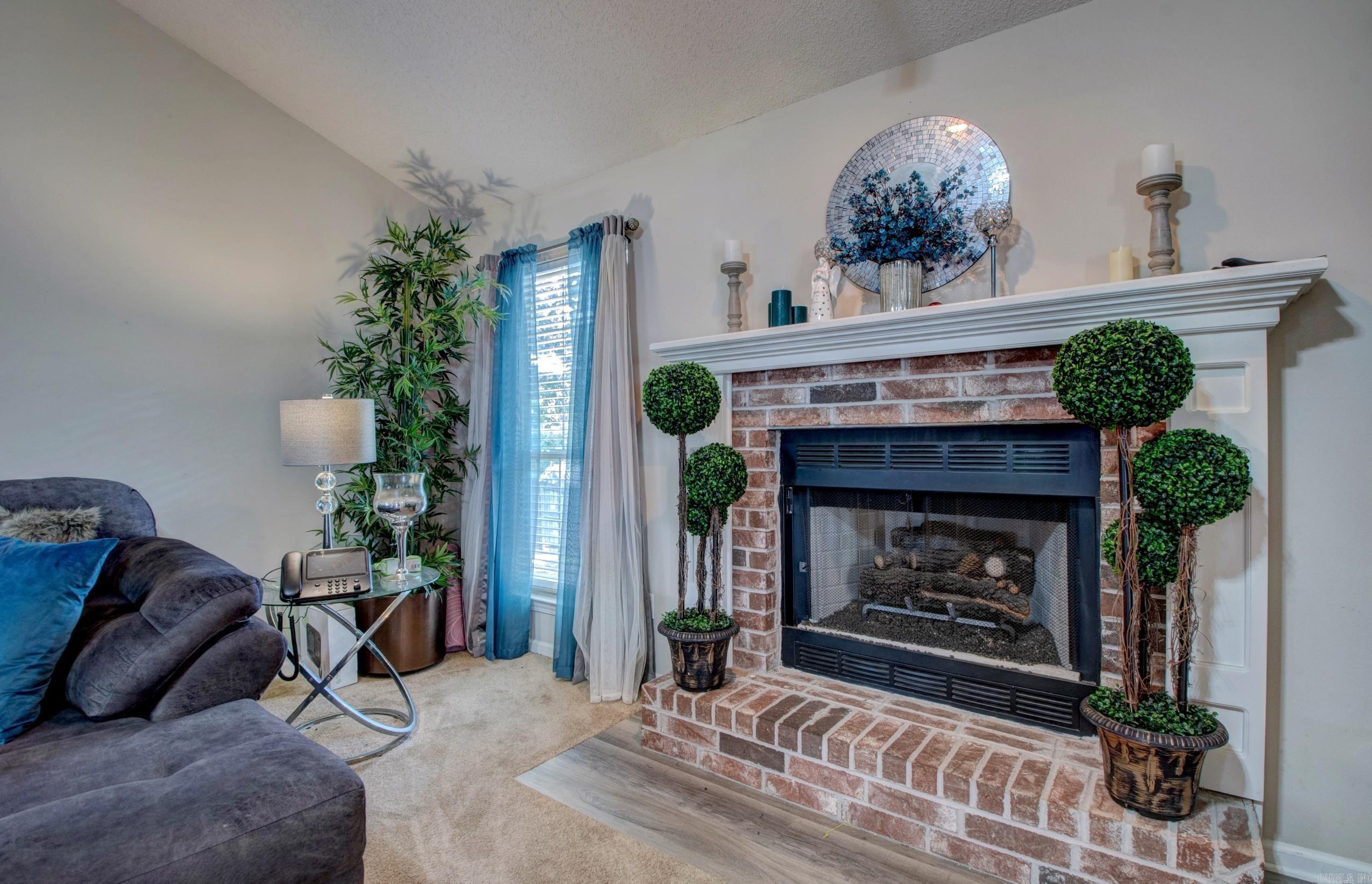 10733 Stoneridge Dr