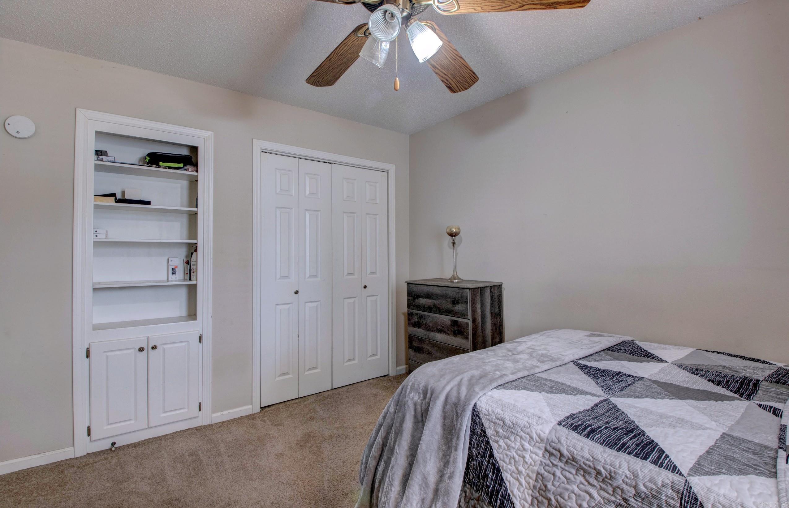 10733 Stoneridge Dr