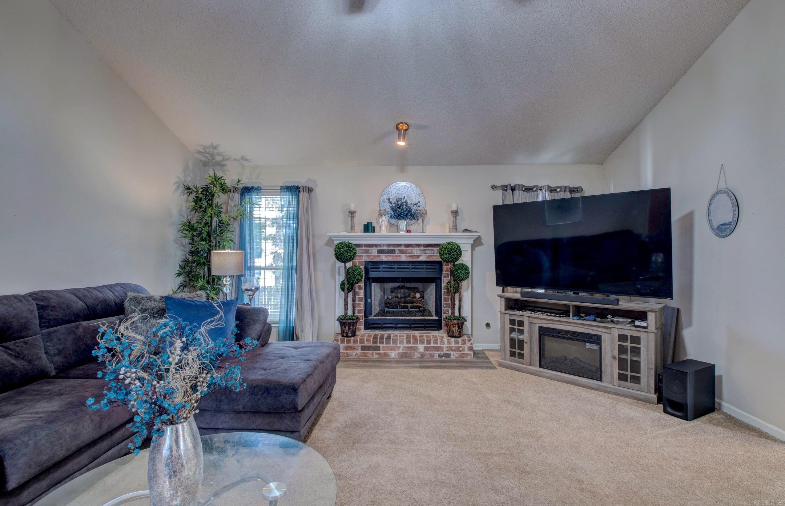 10733 Stoneridge Dr