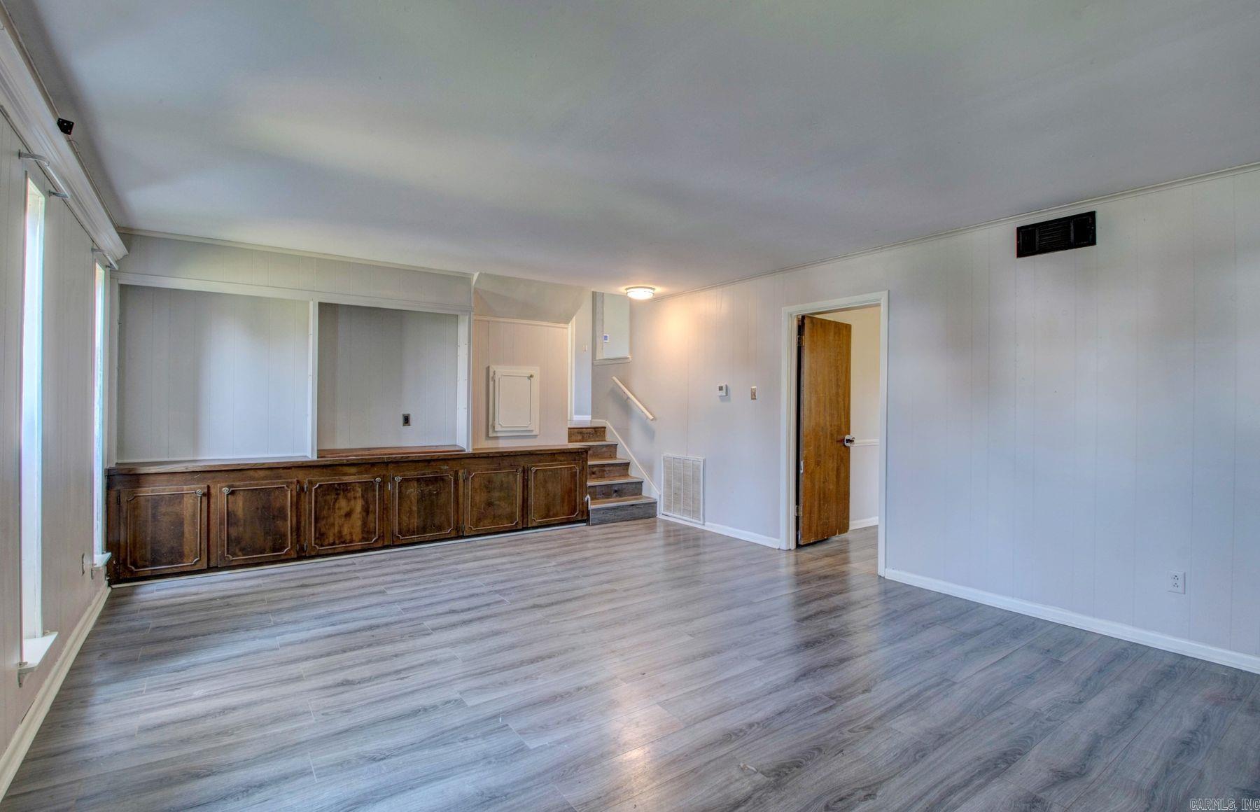 61 Cardinal Valley Drive