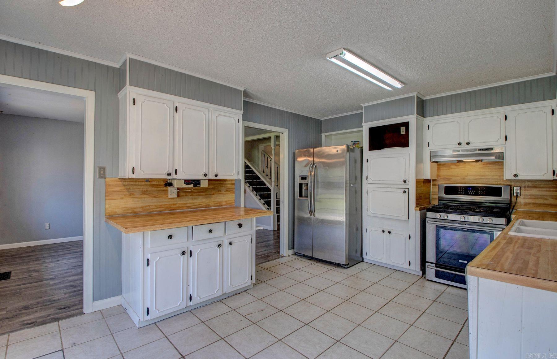 61 Cardinal Valley Drive