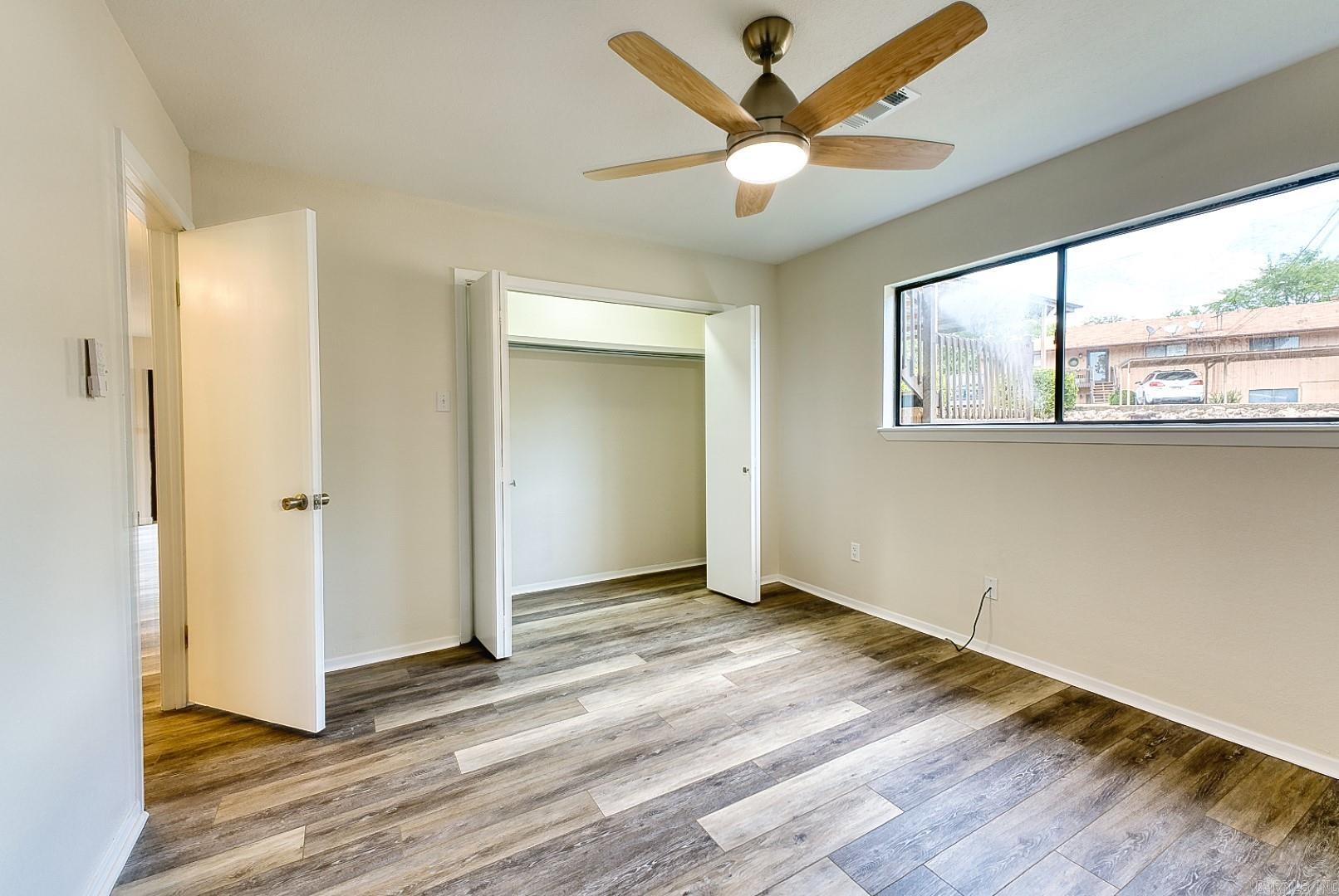 1100 Woodlawn Avenue, Unit 19