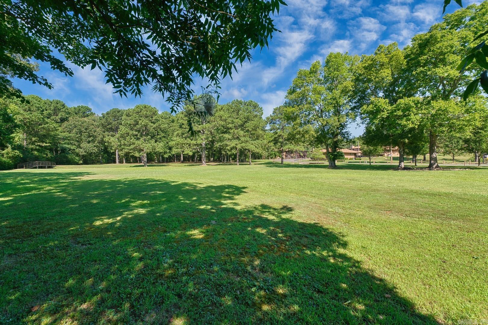 1100 Woodlawn Avenue, Unit 19