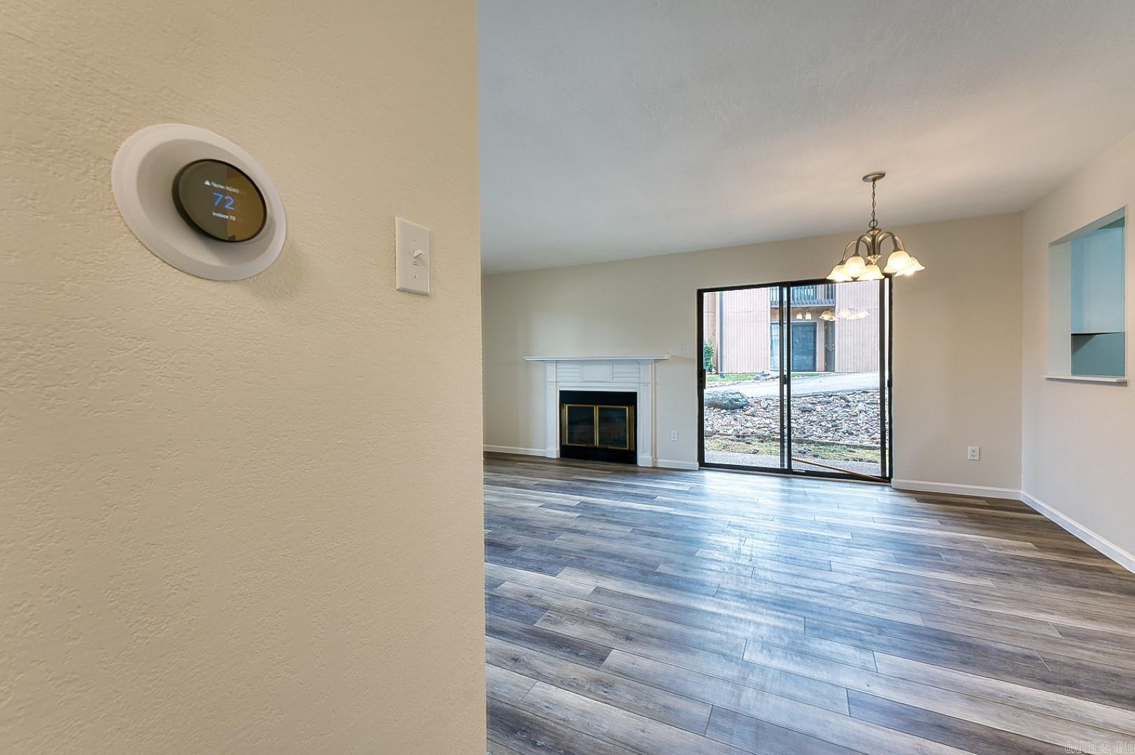 1100 Woodlawn Avenue, Unit 19