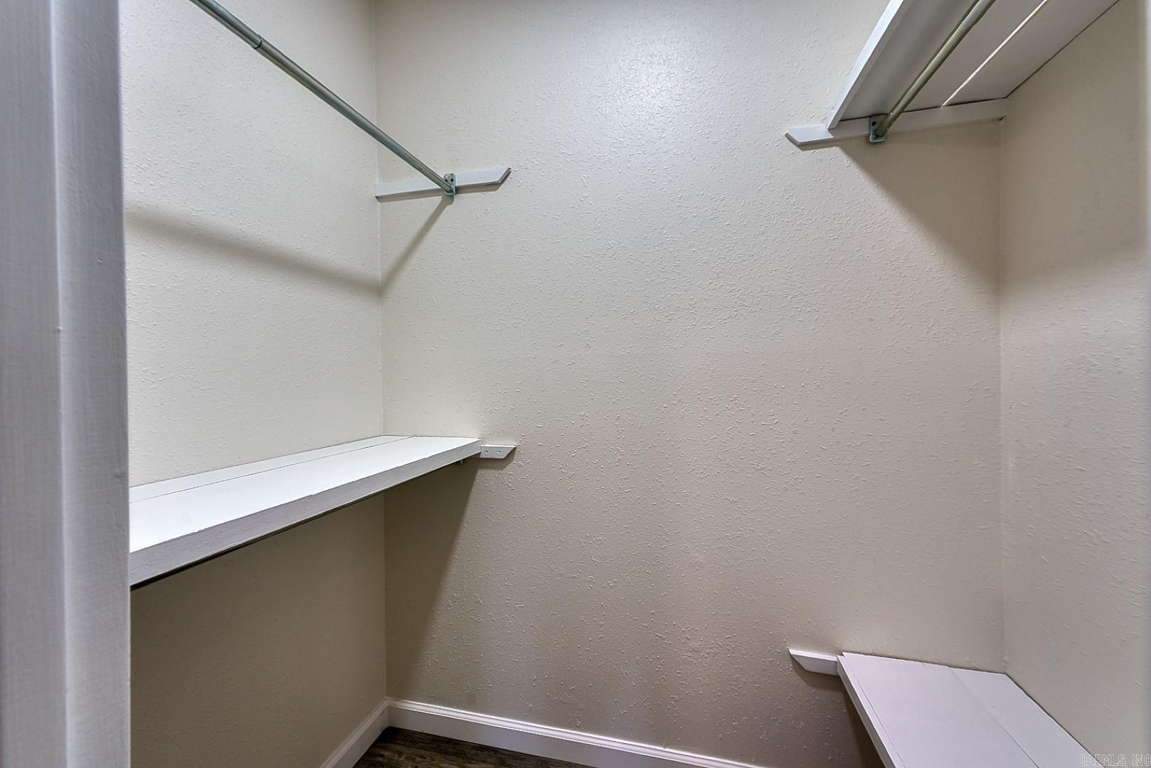 1100 Woodlawn Avenue, Unit 19