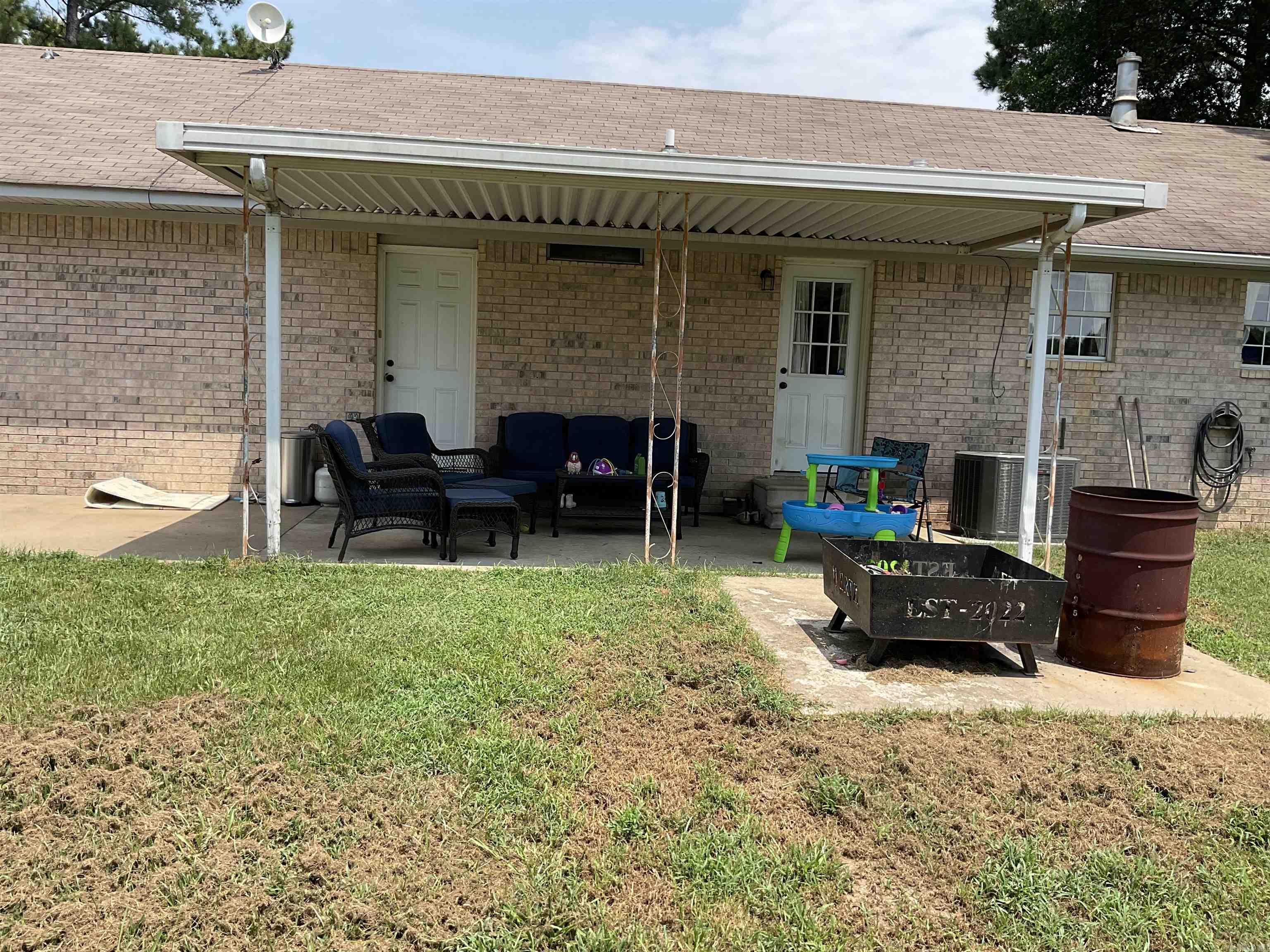 93 E Main Street
