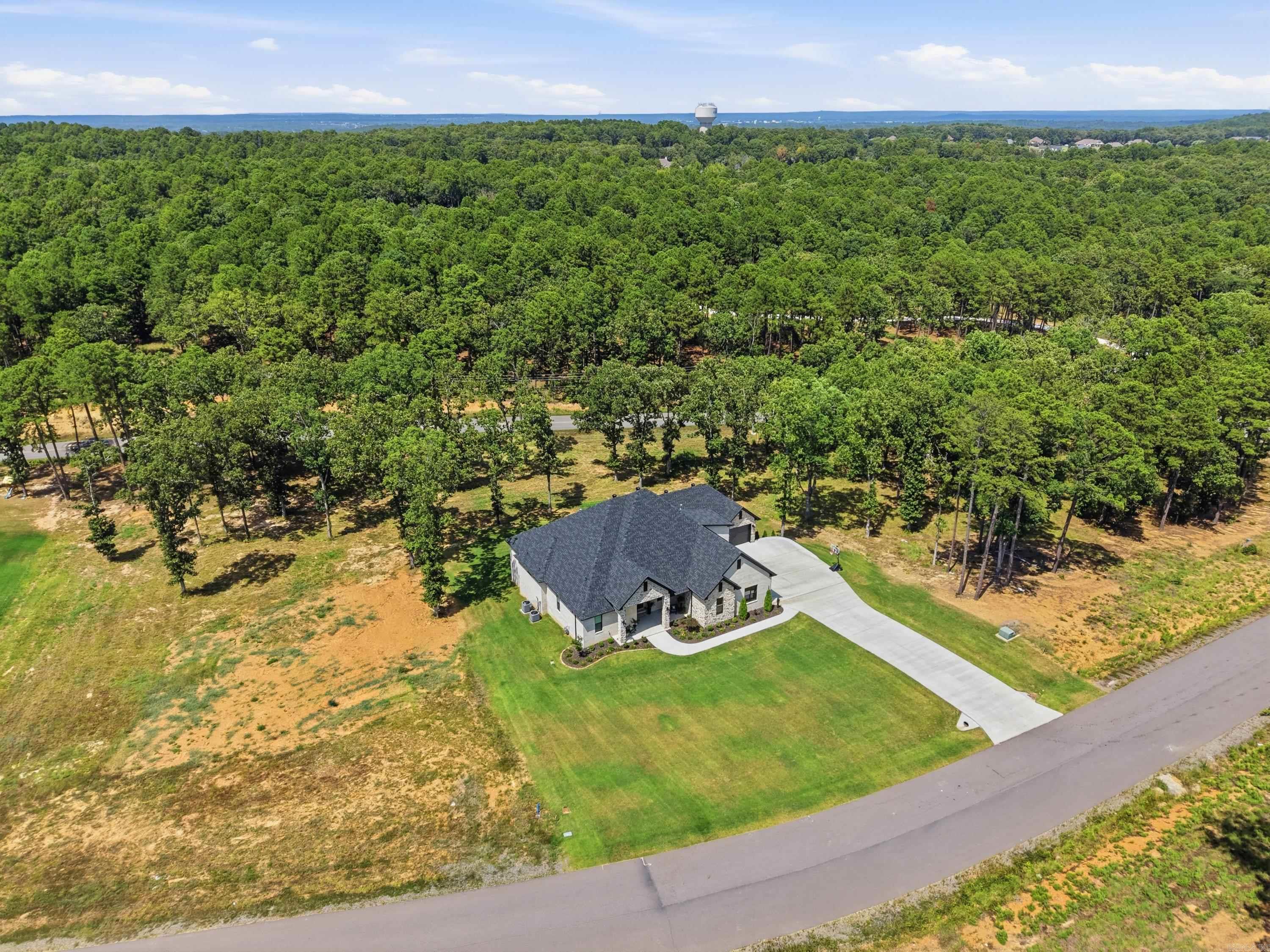 2940 Orchard View Drive
