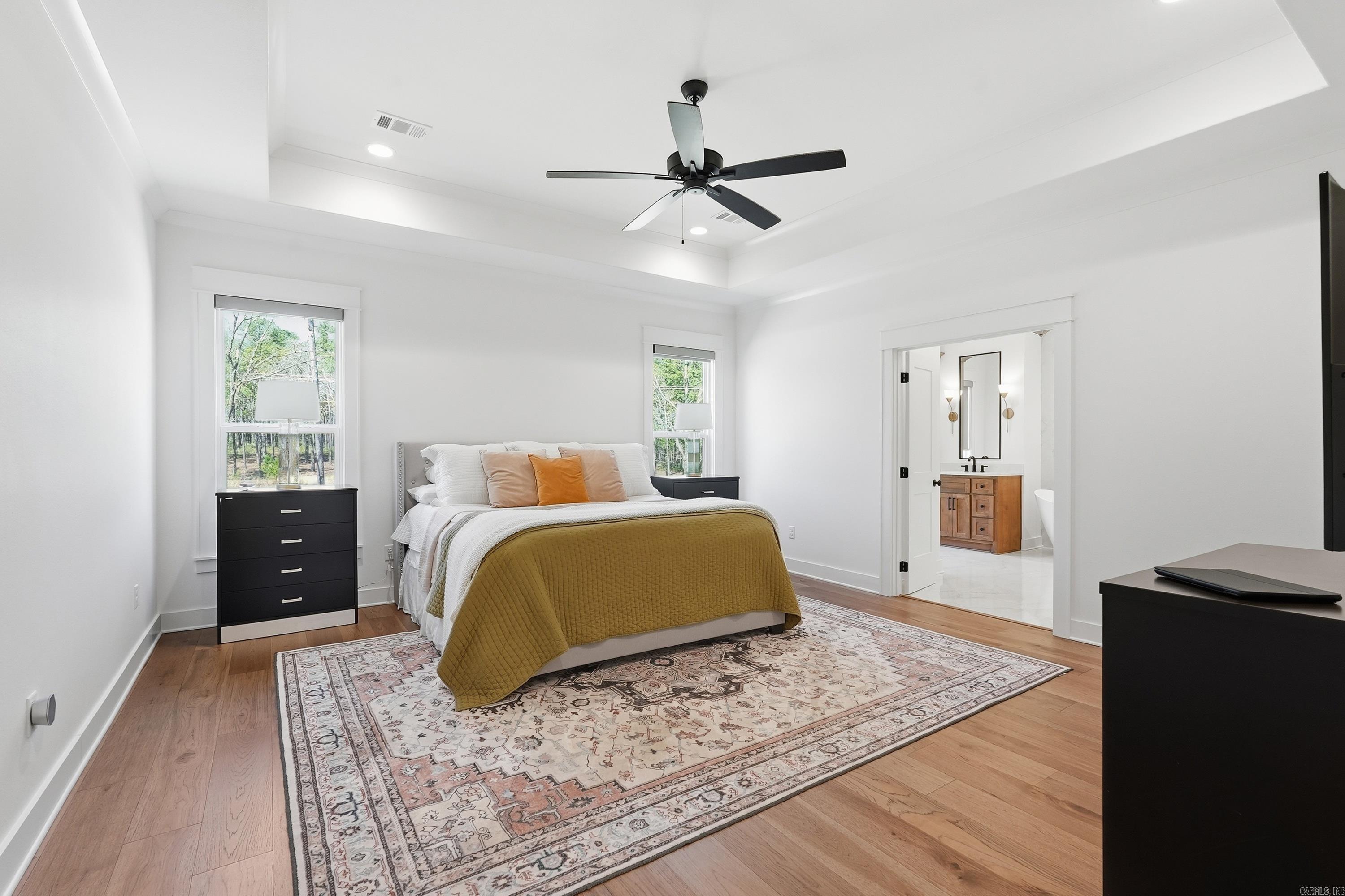 2940 Orchard View Drive