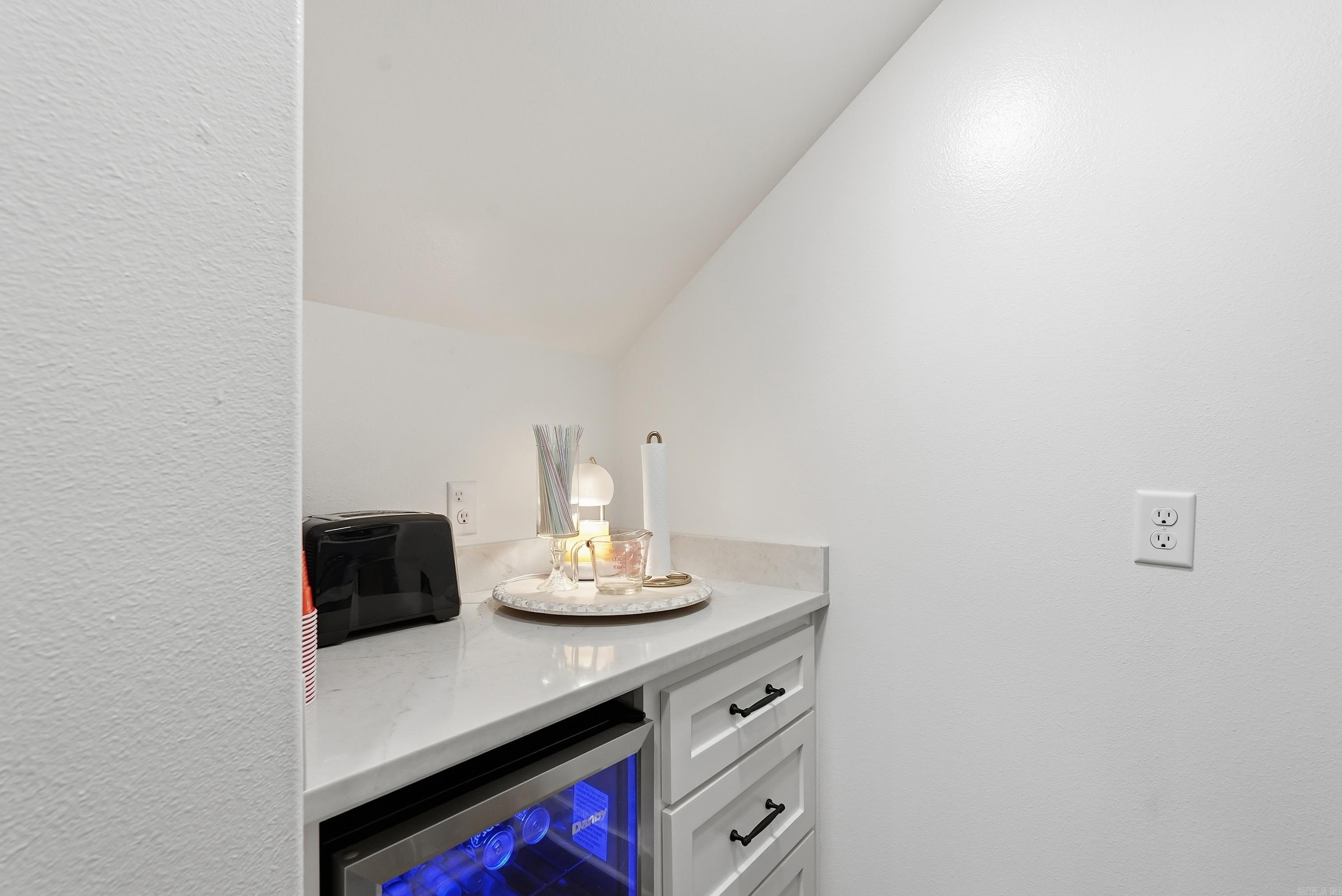 2940 Orchard View Drive