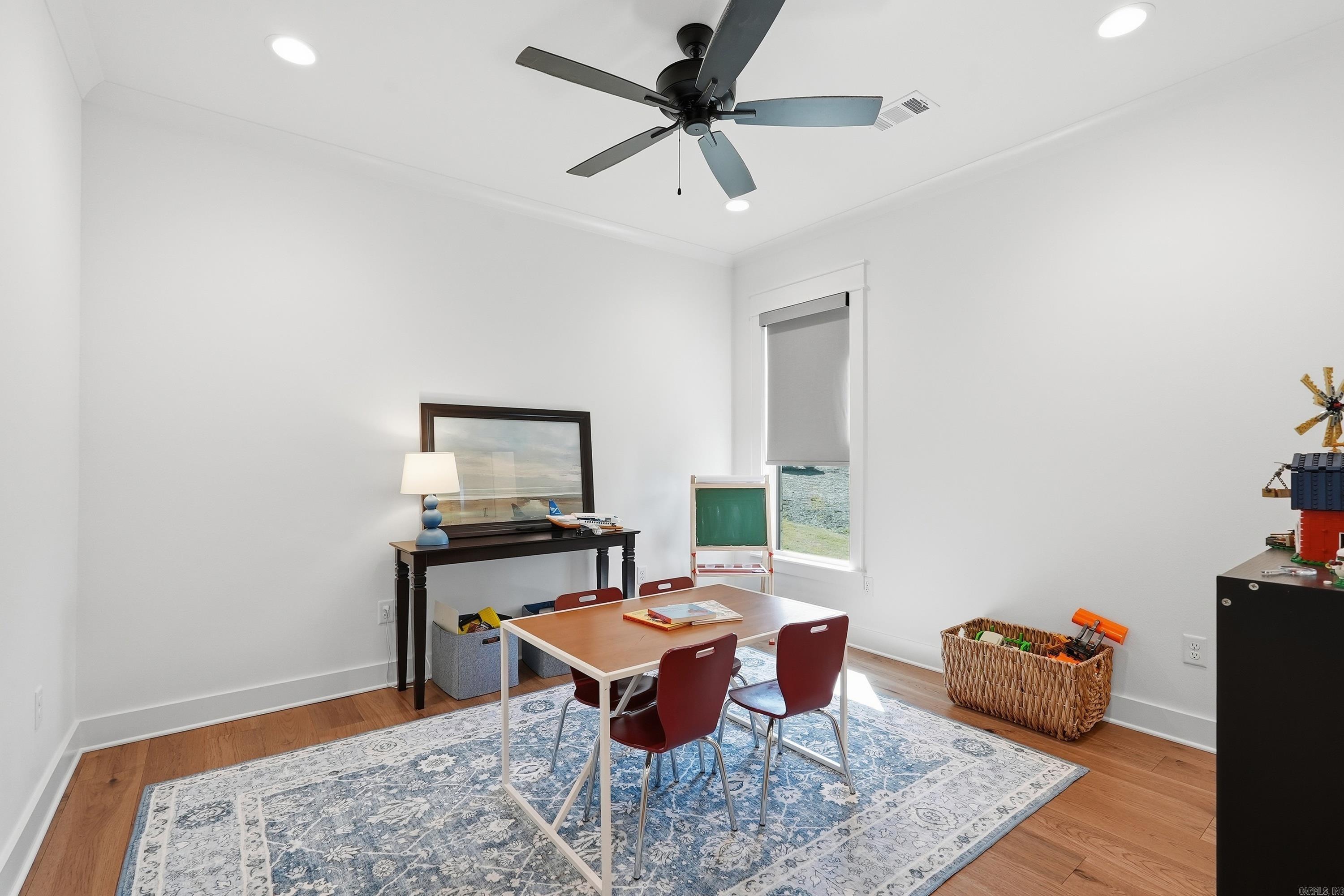 2940 Orchard View Drive