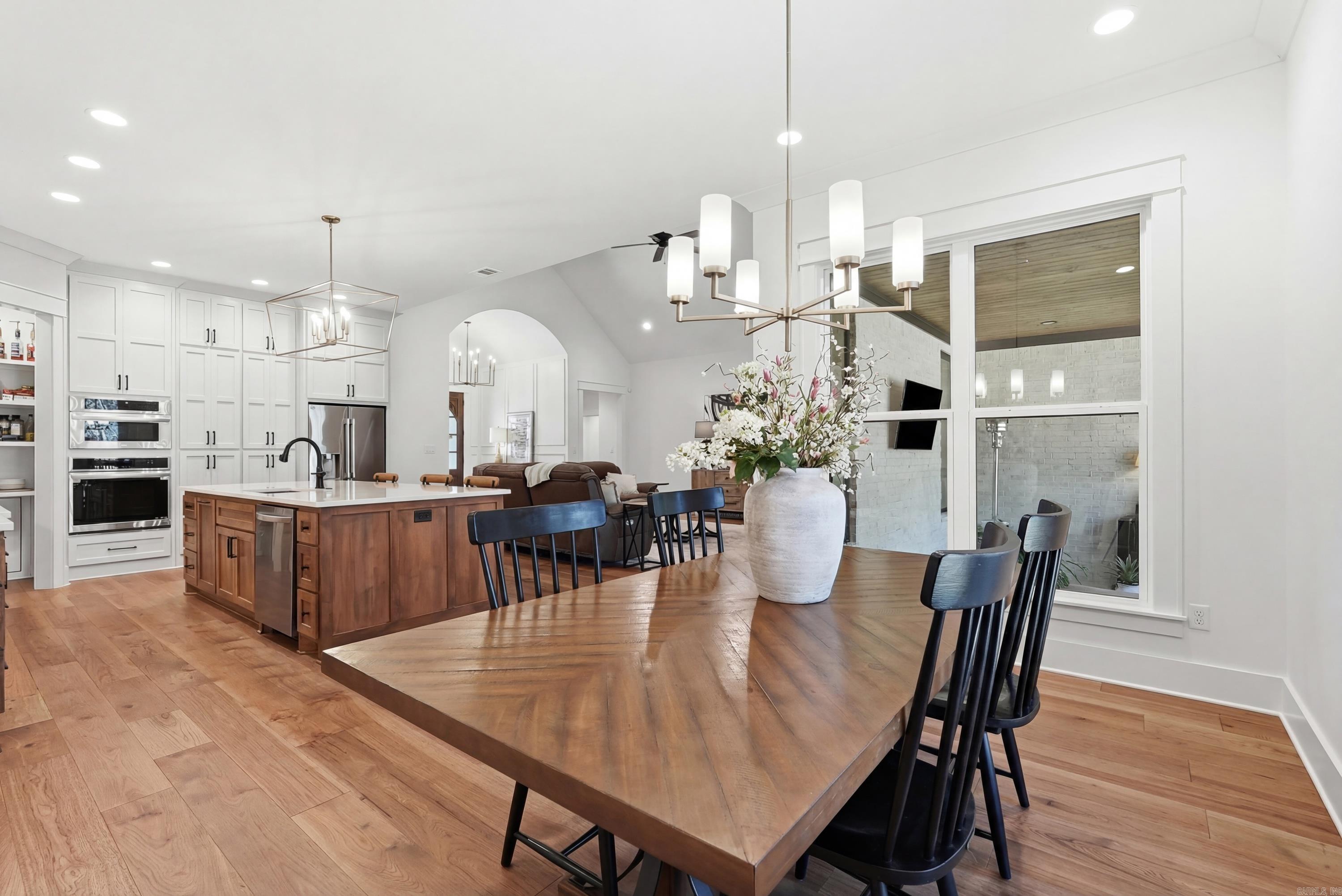 2940 Orchard View Drive