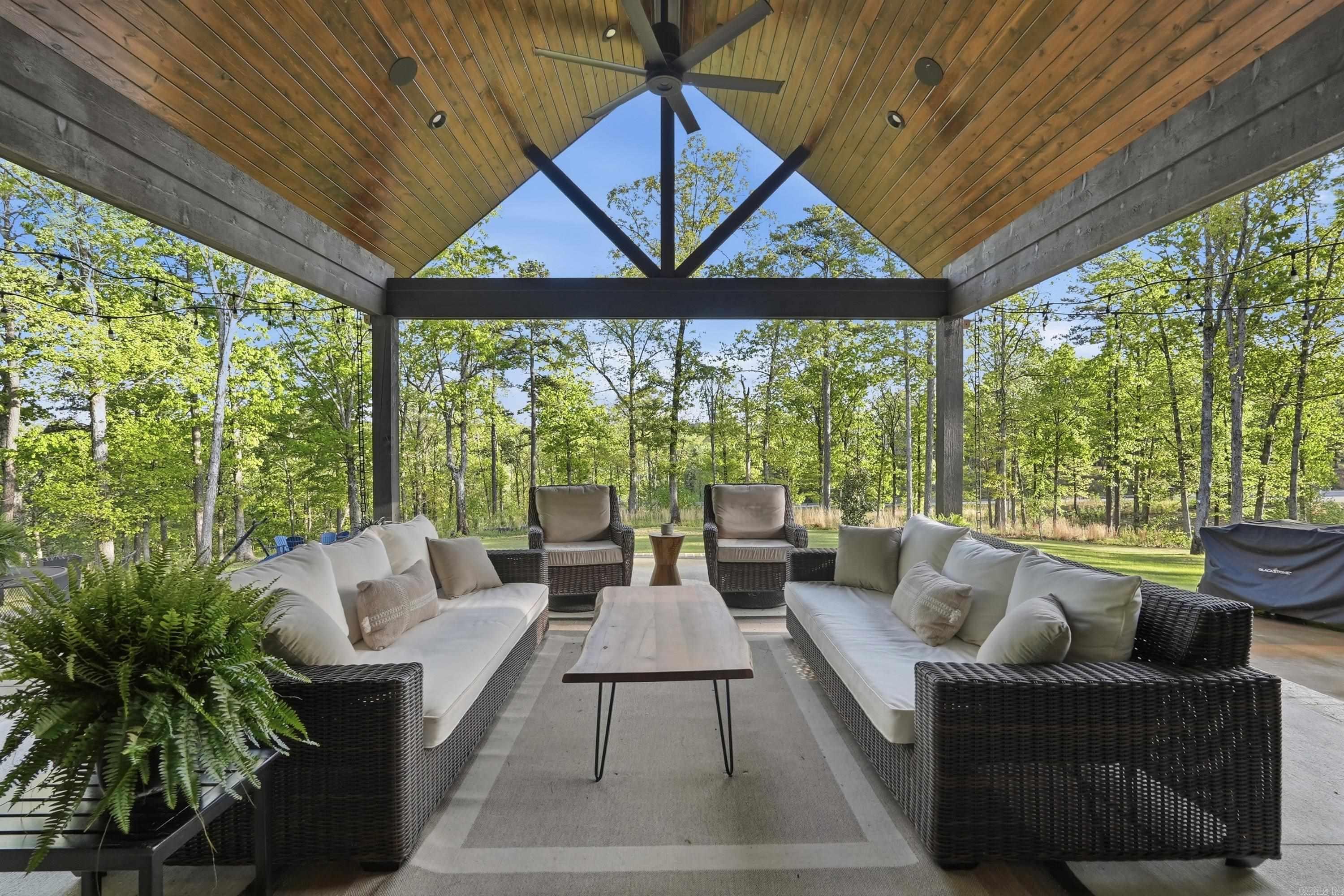3945 Orchard Hill Drive
