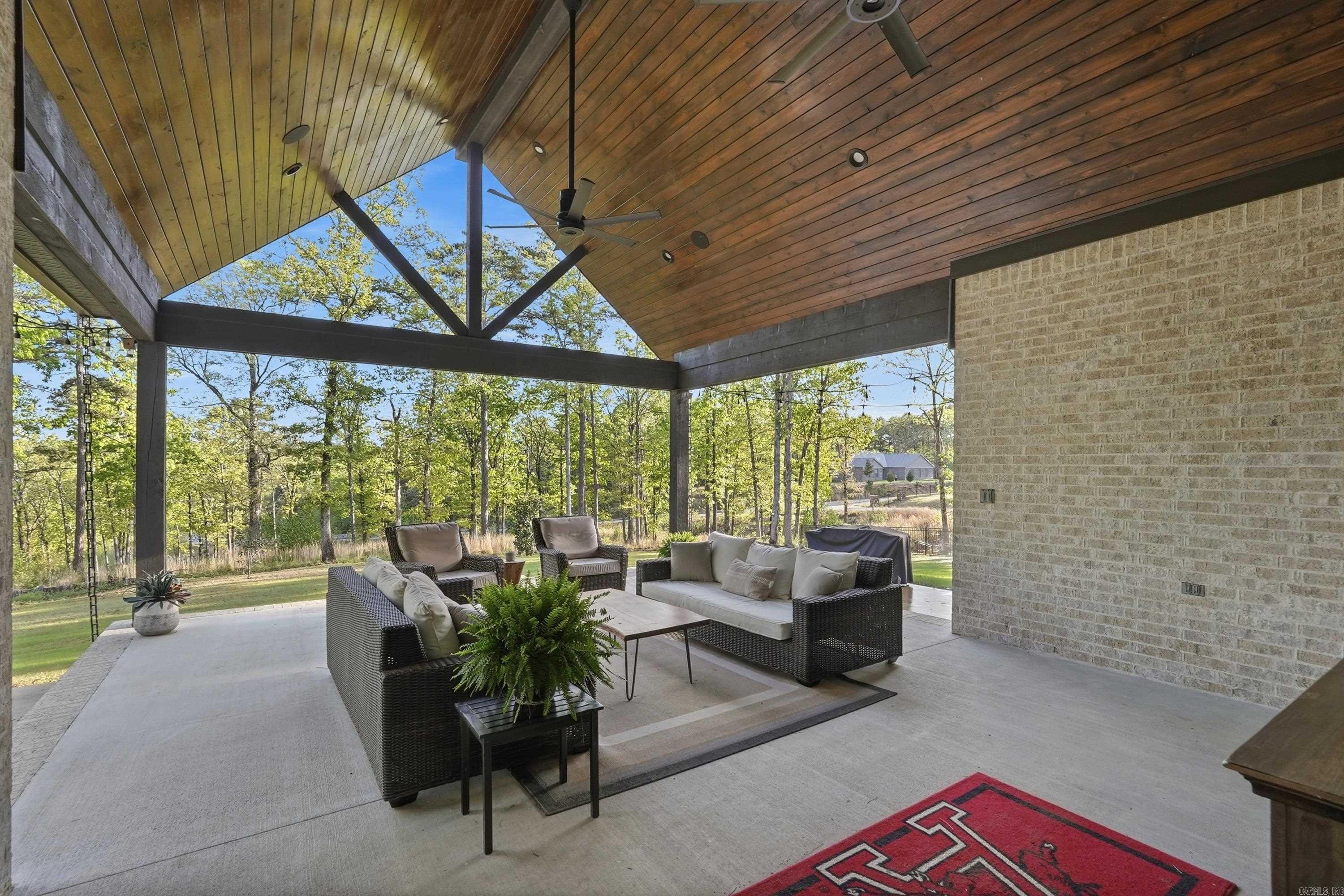 3945 Orchard Hill Drive