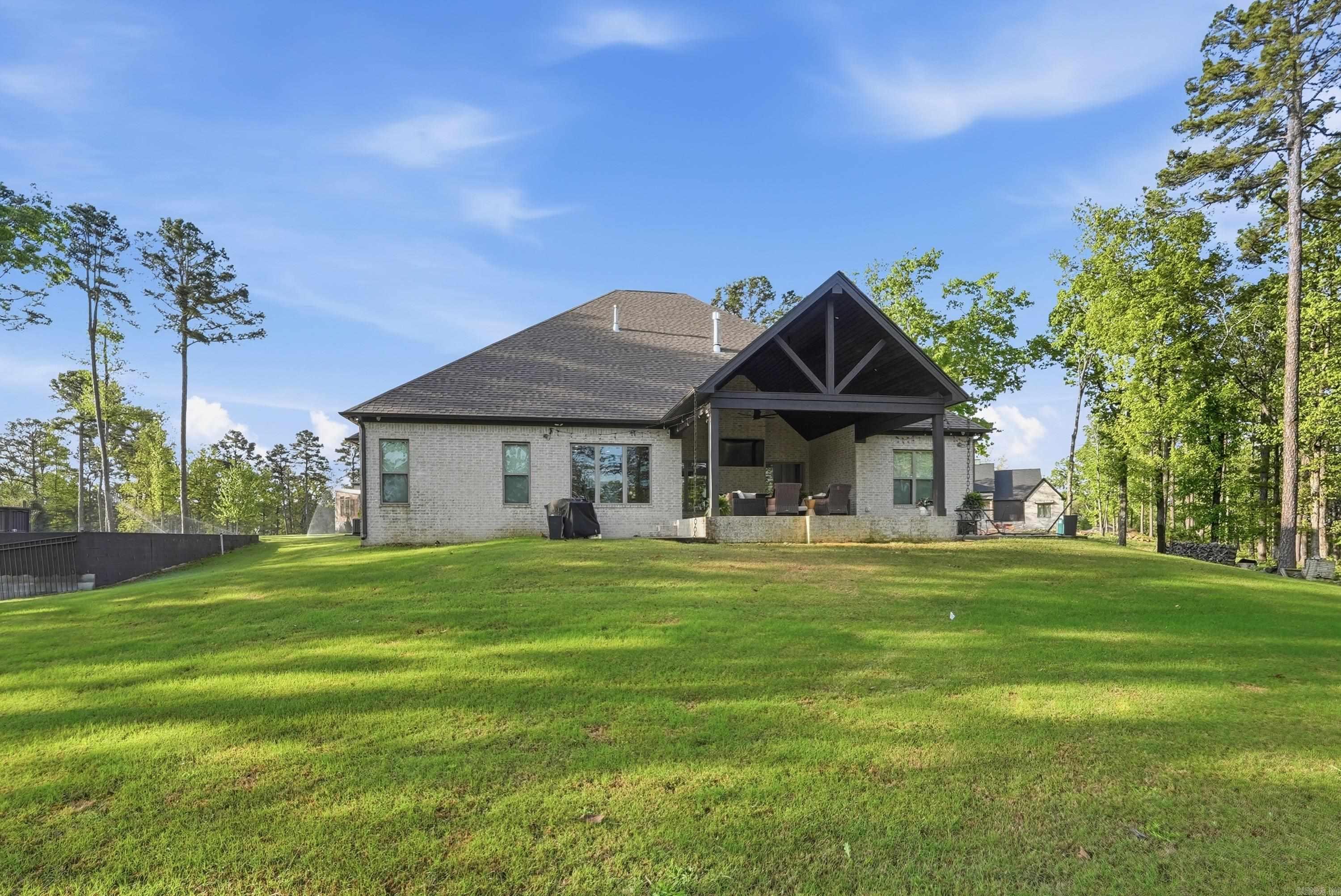 3945 Orchard Hill Drive