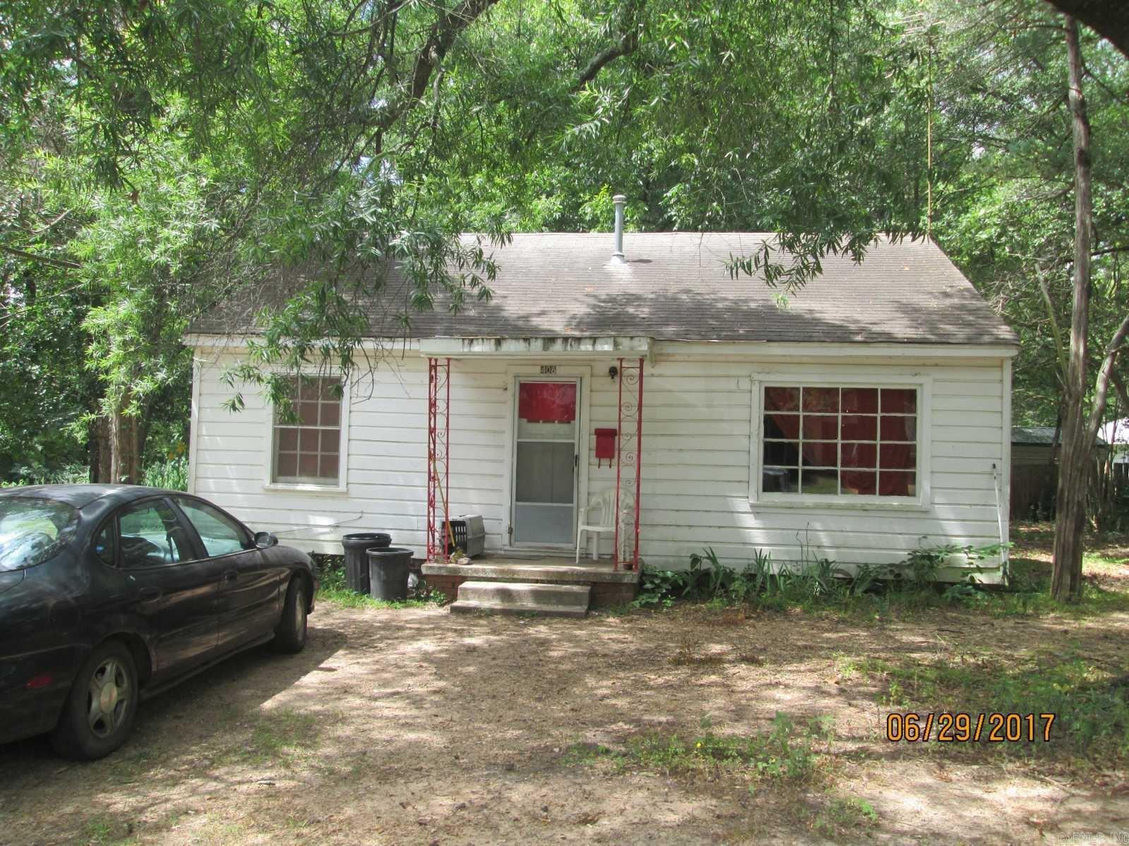 408 Calvin St