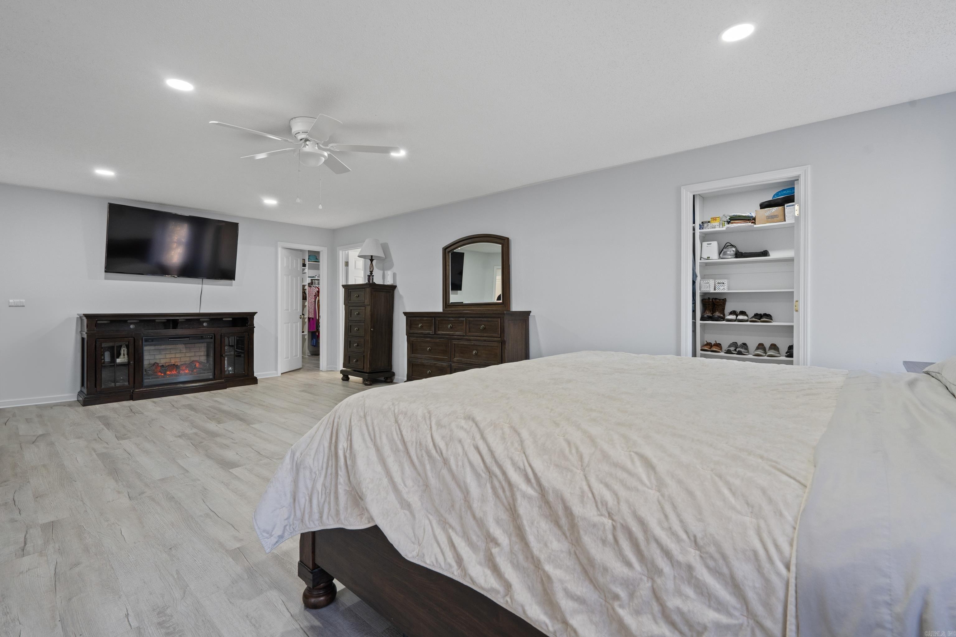 4 Narcisco Circle