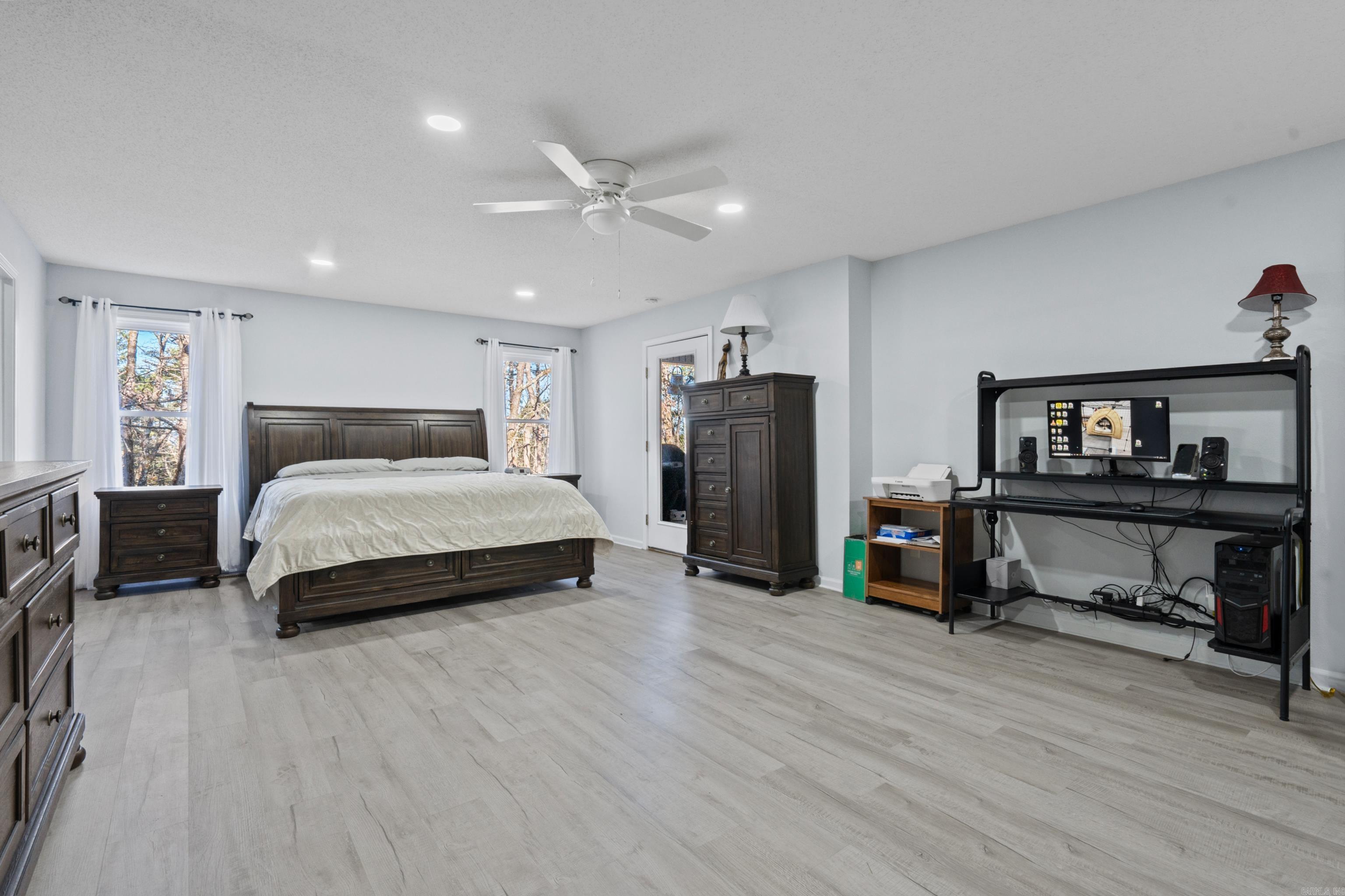 4 Narcisco Circle