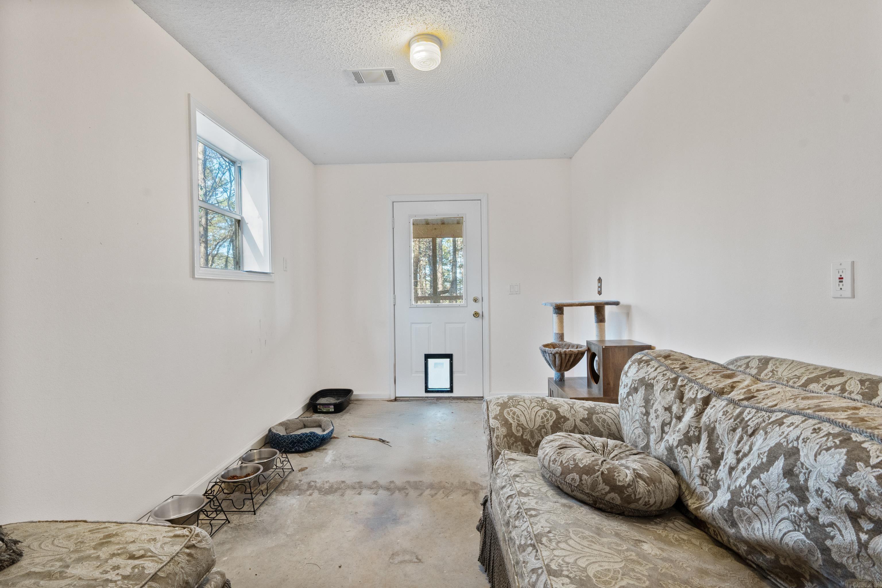 4 Narcisco Circle