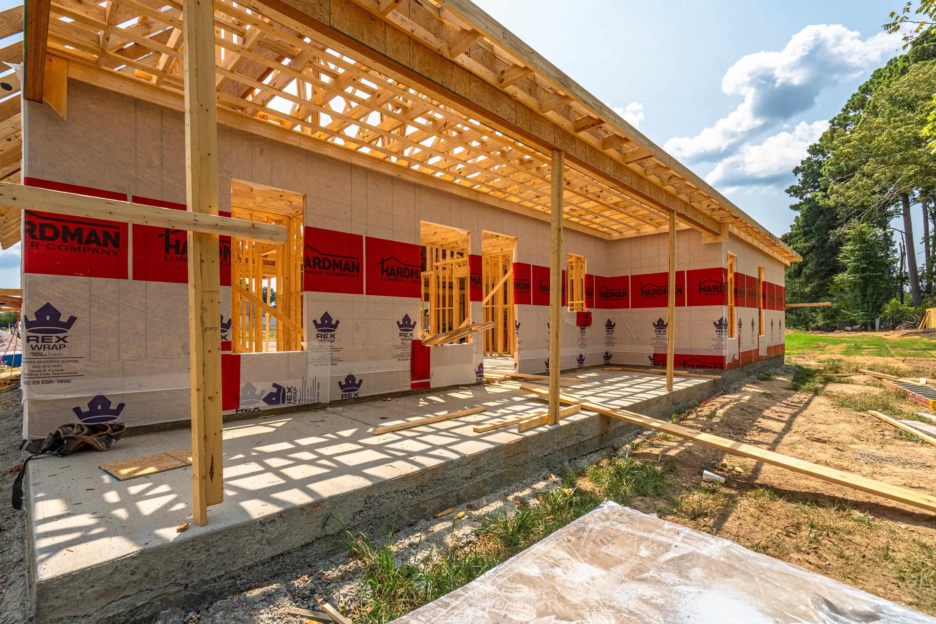 114 Riverstone Loop