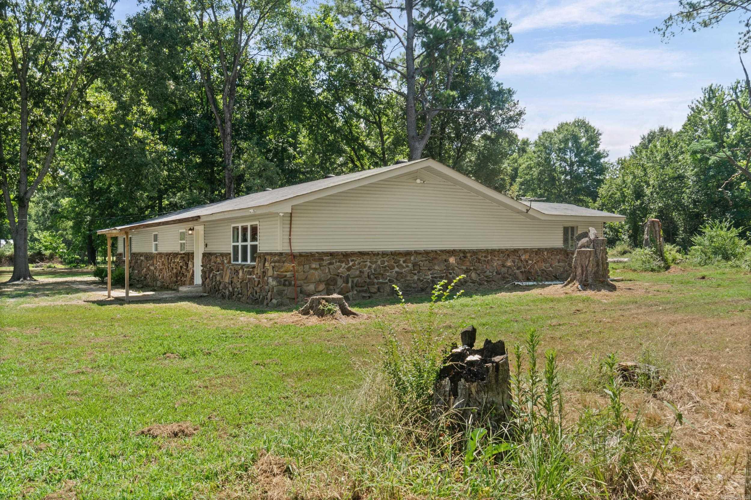 2923 Graham Road