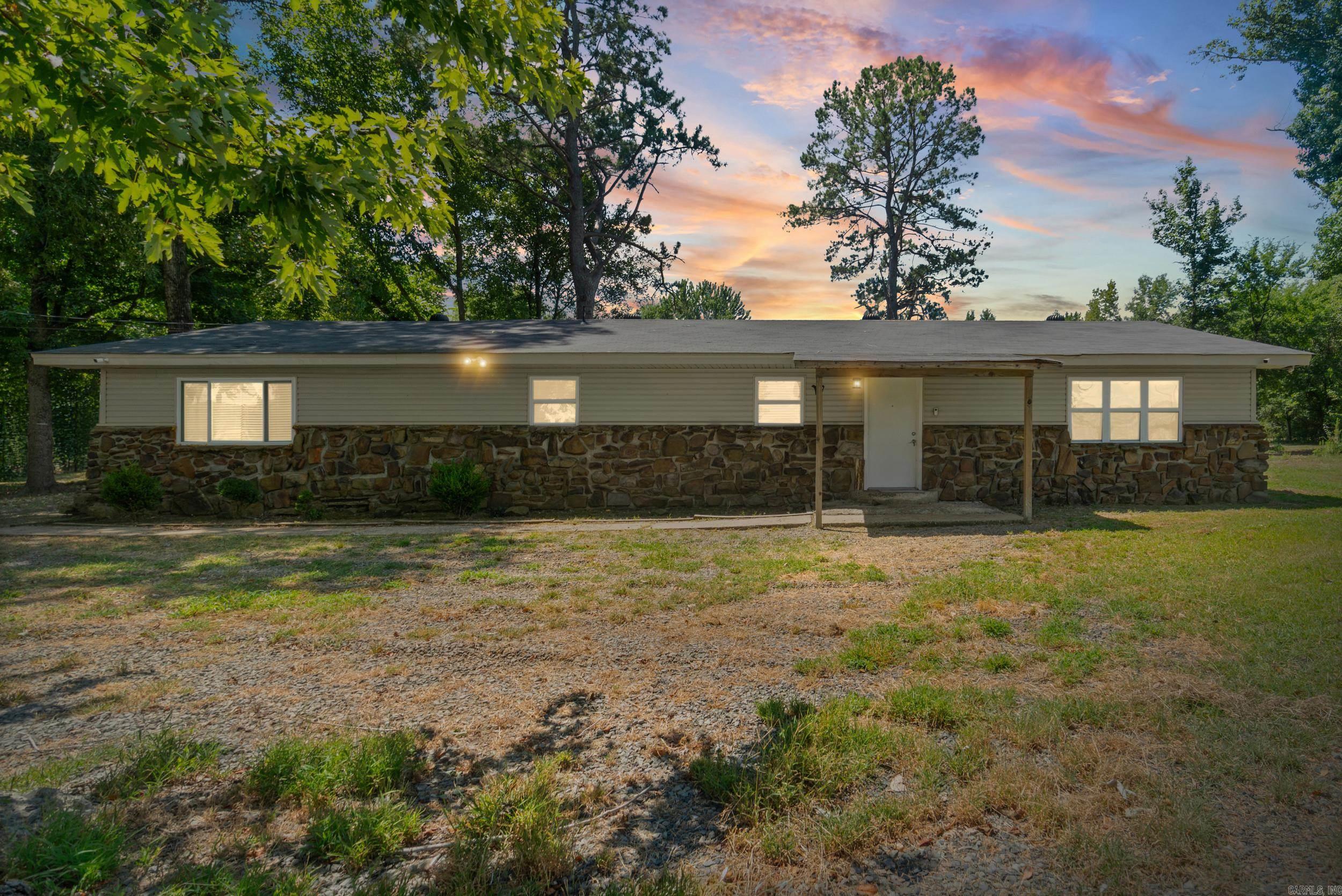 2923 Graham Road