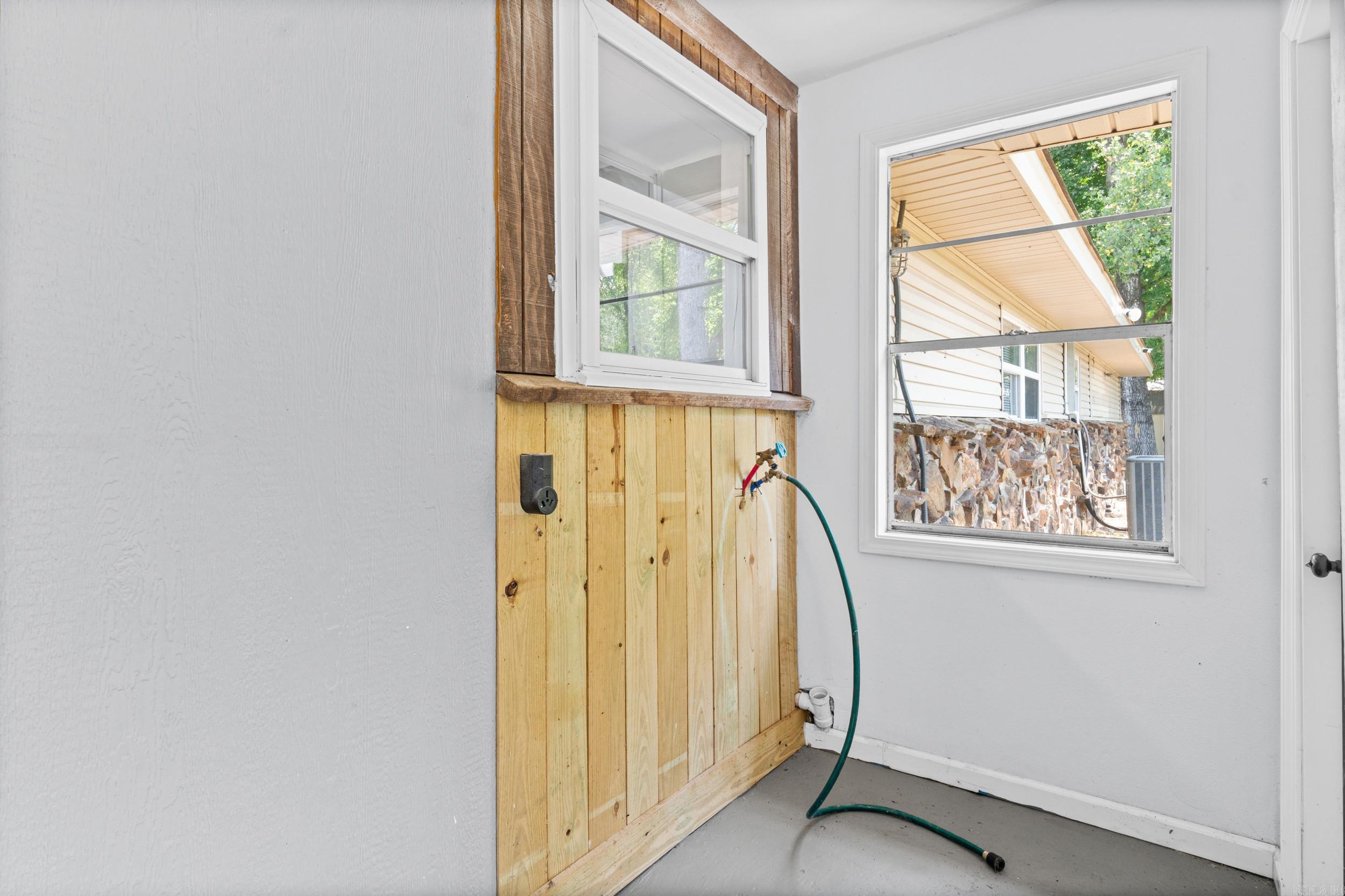 2923 Graham Road